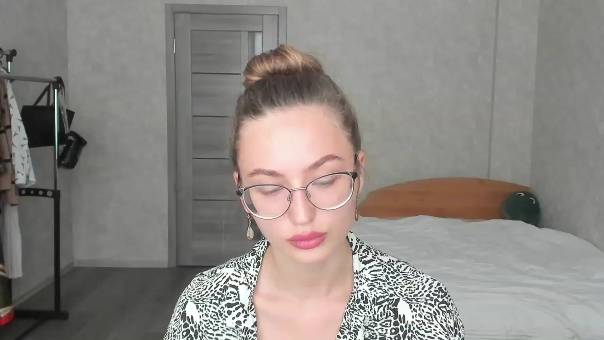 Gallery image thumbnail from Pale_Mara's myfreecams stream on, 06/21/2023, 14:24 image 13 of 20