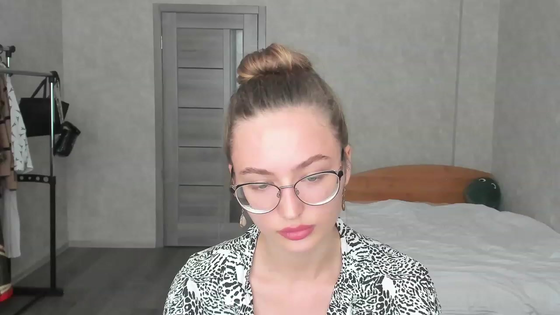 Gallery image thumbnail from Pale_Mara's myfreecams stream on, 06/21/2023, 14:24 image 12 of 20