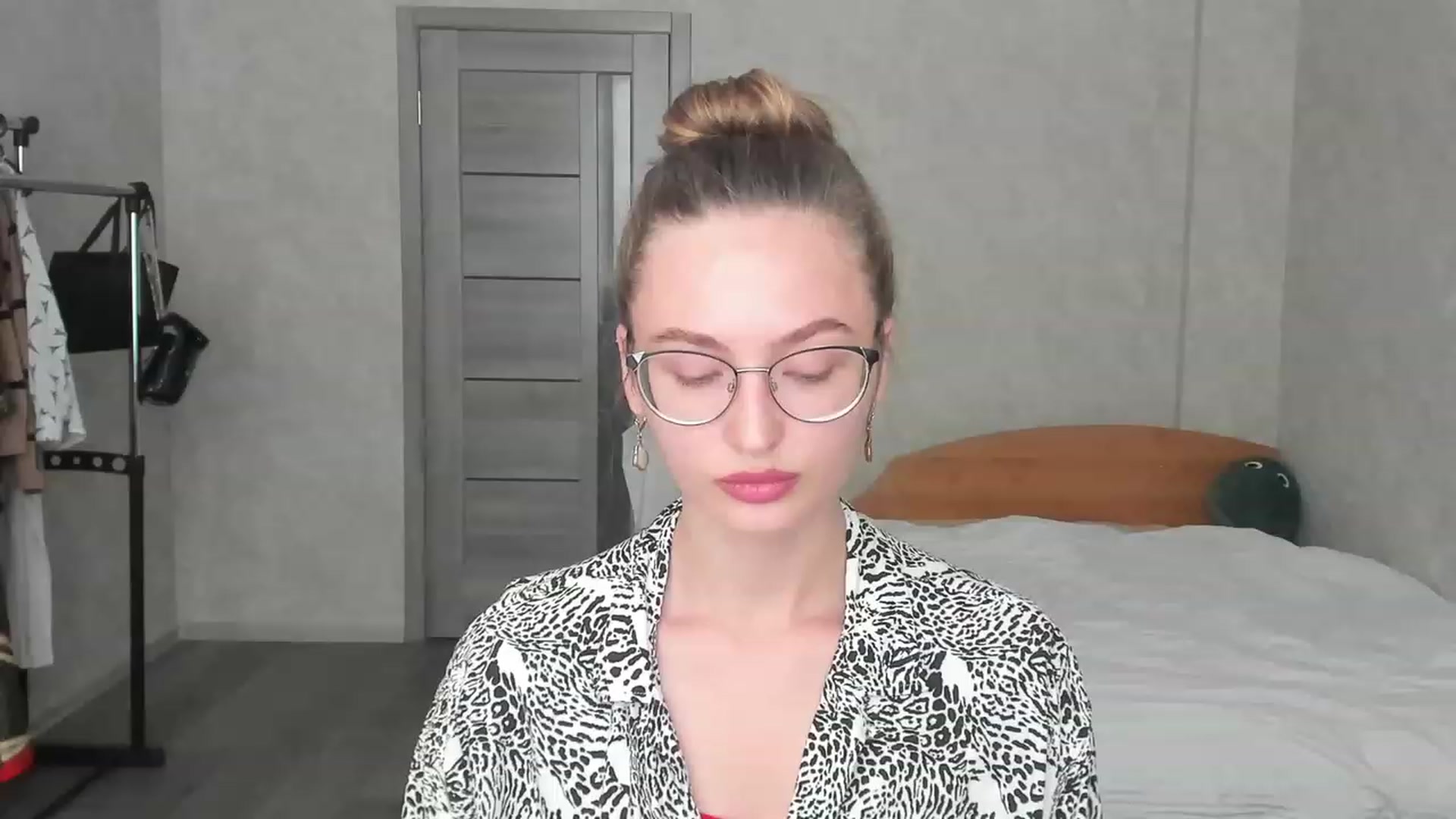 Gallery image thumbnail from Pale_Mara's myfreecams stream on, 06/21/2023, 14:24 image 5 of 20