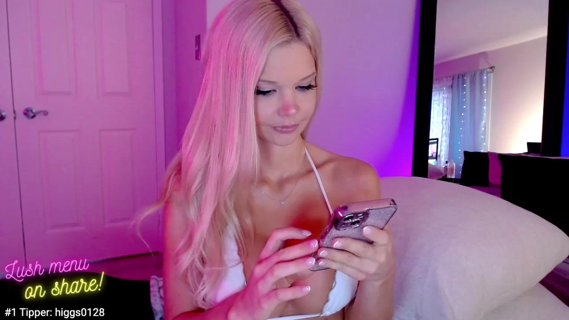 Gallery image thumbnail from Pam4TV's myfreecams stream on, 08/13/2023, 19:45 image 1 of 20