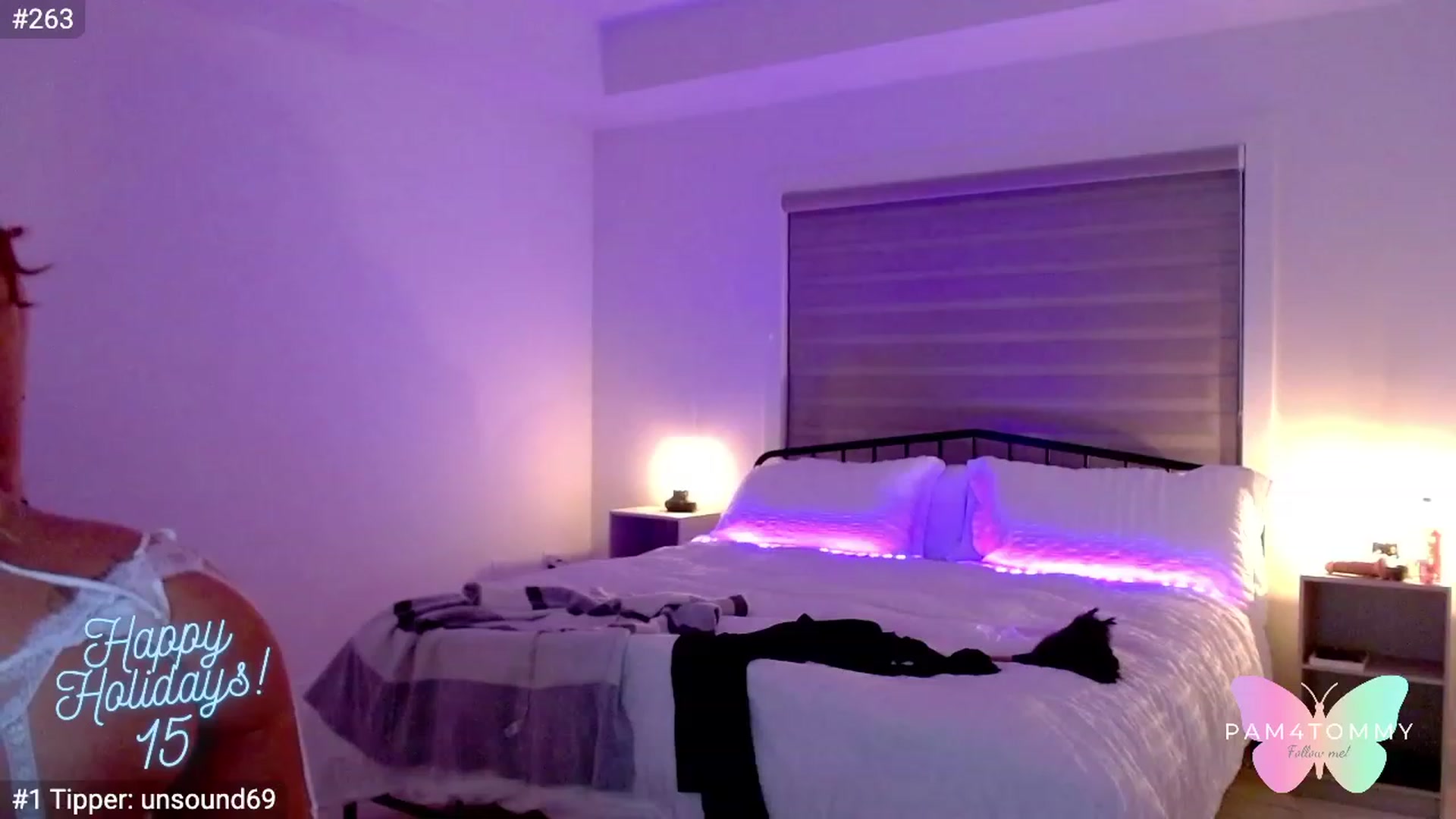 Gallery image thumbnail from Pam4Tommy's myfreecams stream on, 12/03/2022, 02:13 image 3 of 20