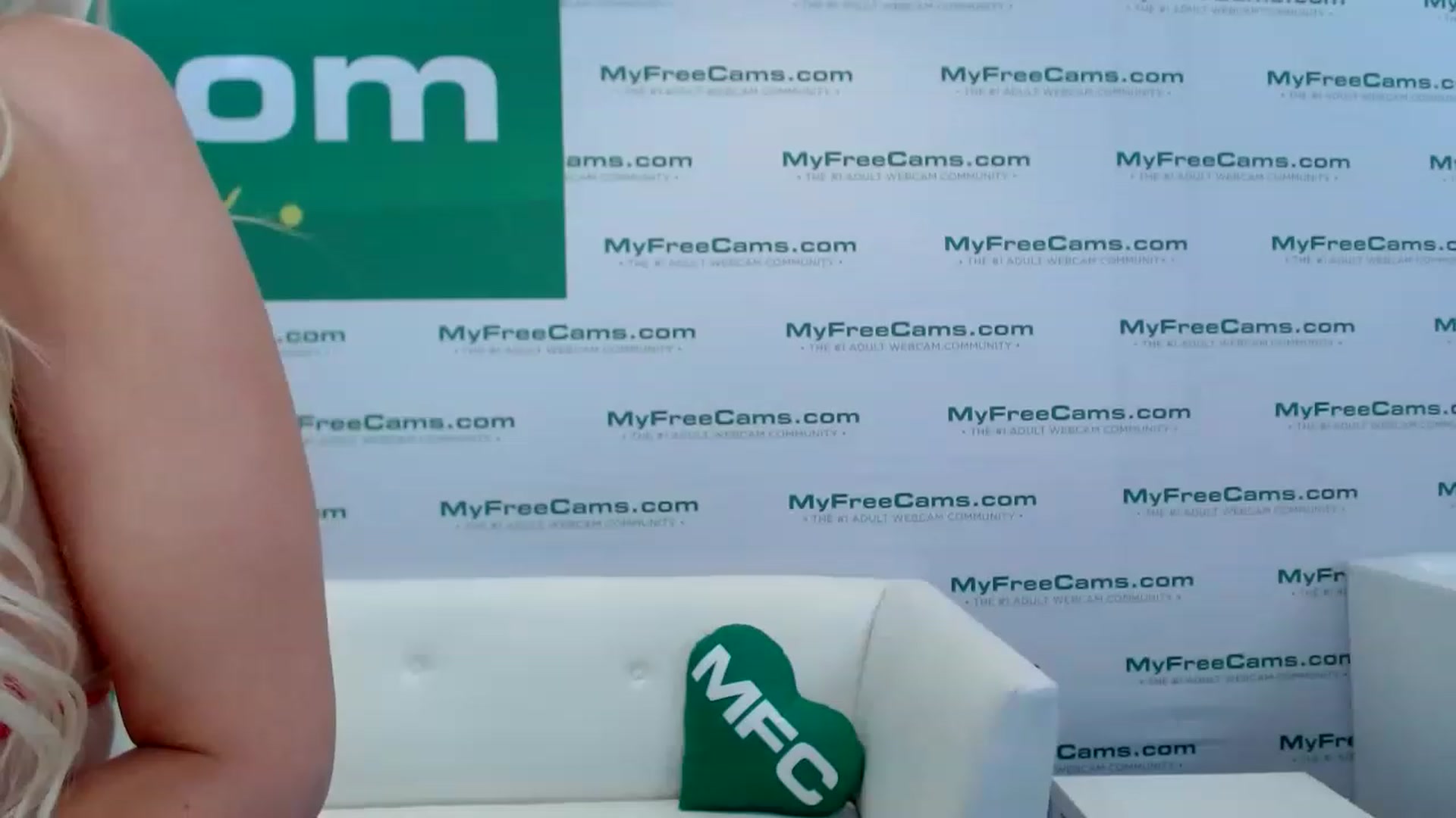 Gallery image thumbnail from Pam4Tommy's myfreecams stream on, 01/04/2023, 22:32 image 11 of 20