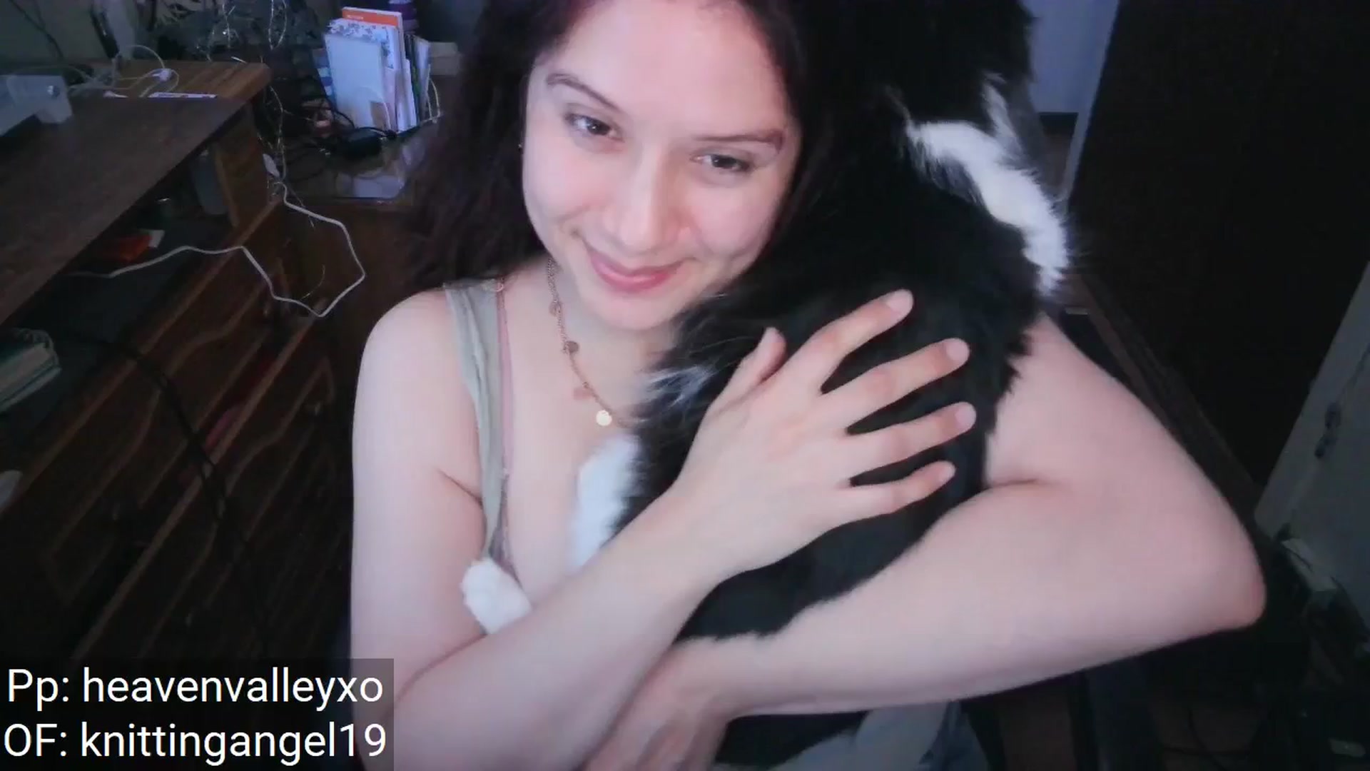 Gallery image thumbnail from PameHeaven's myfreecams stream on, 04/12/2025, 17:07 image 1 of 20