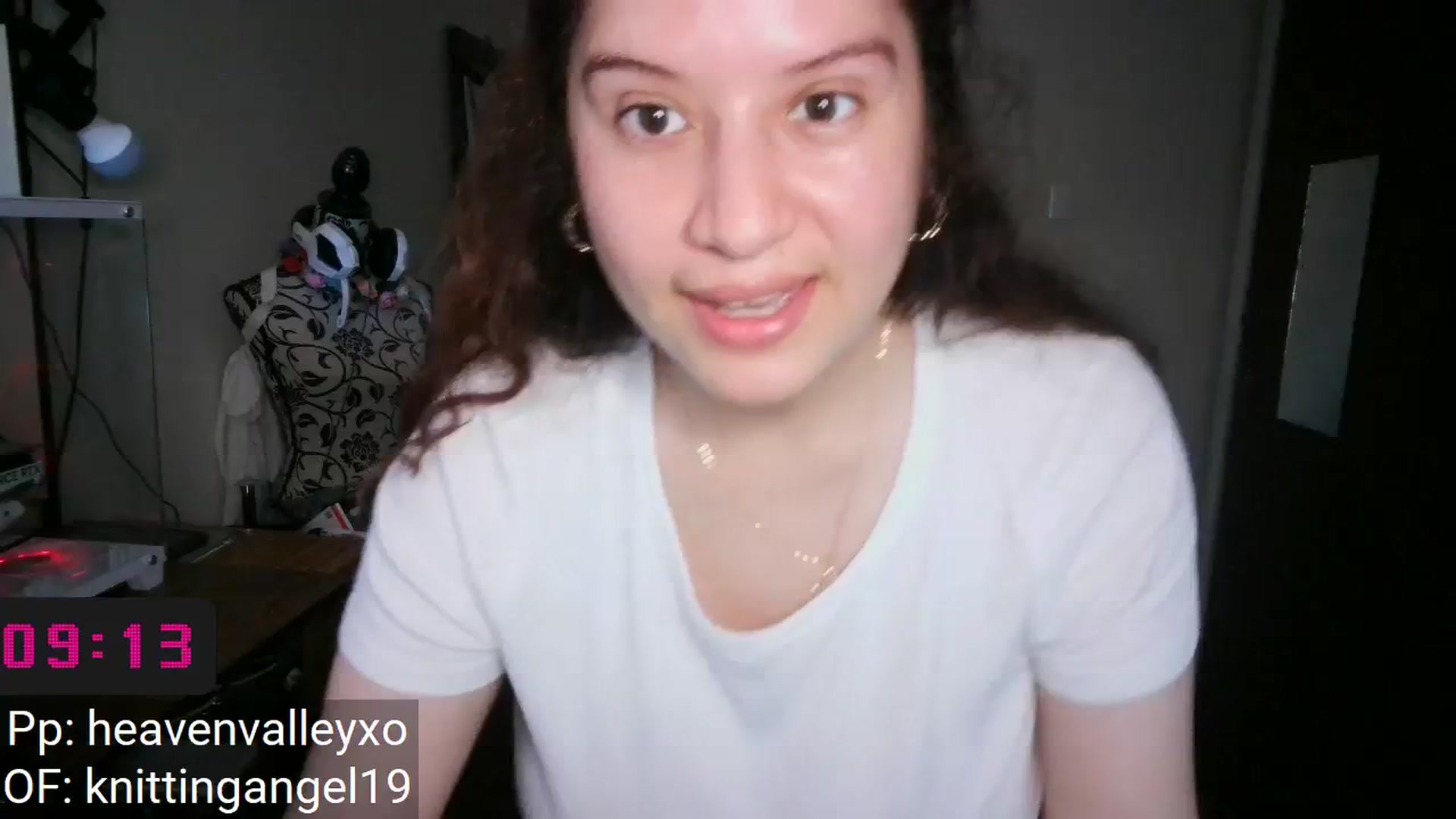 Gallery image thumbnail from PameHeaven's myfreecams stream on, 05/04/2025, 16:03 image 4 of 20