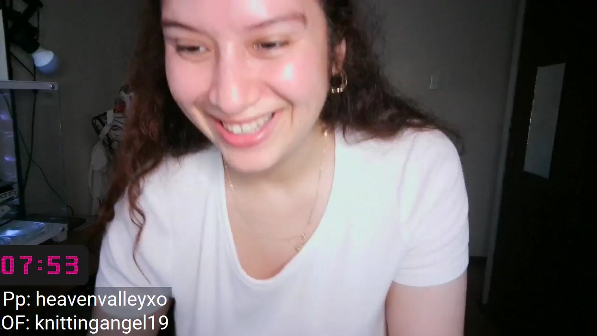 Gallery image thumbnail from PameHeaven's myfreecams stream on, 05/04/2025, 16:03 image 6 of 20