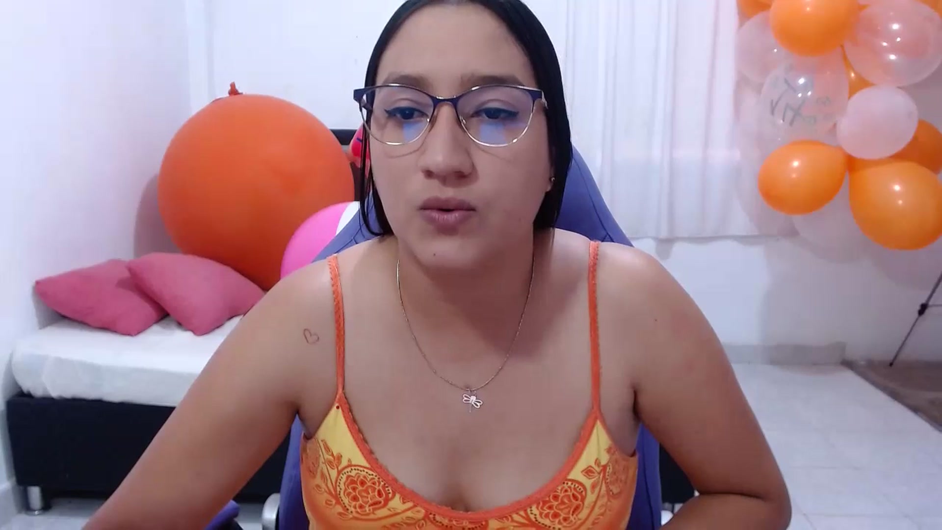 Gallery image thumbnail from Pamela03's myfreecams stream on, 07/13/2023, 17:09 image 6 of 20