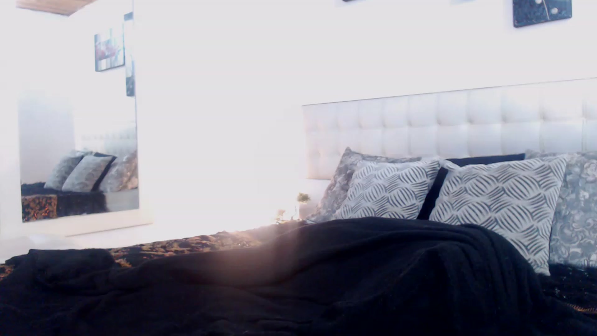 Gallery image thumbnail from Pamelas_'s myfreecams stream on, 07/25/2023, 01:31 image 10 of 20