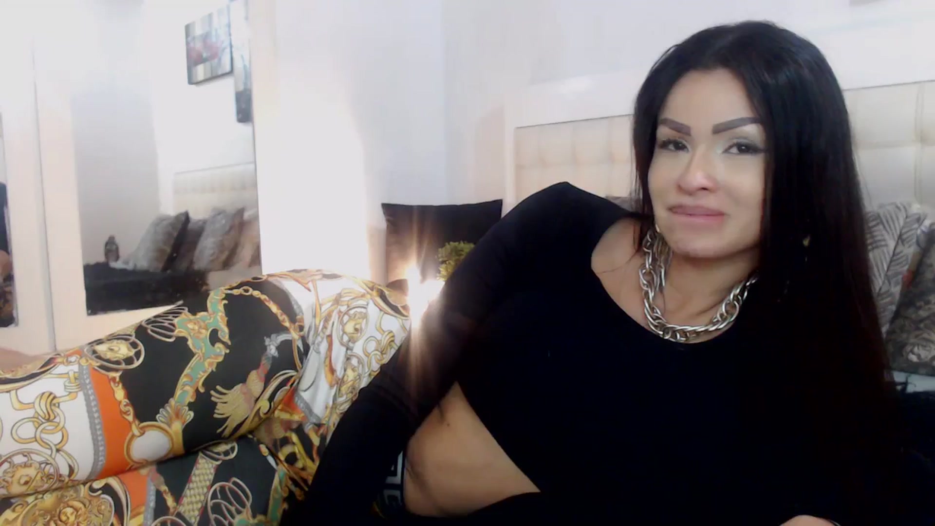 Gallery image thumbnail from Pamelas_'s myfreecams stream on, 12/26/2023, 24:01 image 18 of 20