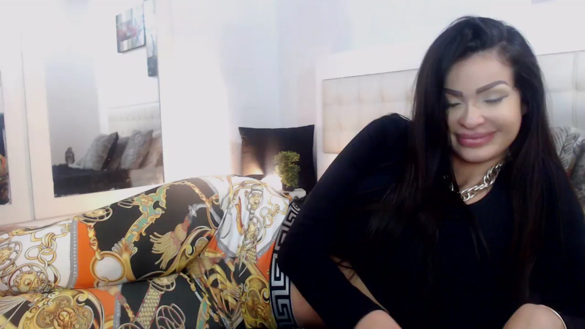 Gallery image thumbnail from Pamelas_'s myfreecams stream on, 12/26/2023, 24:01 image 4 of 20