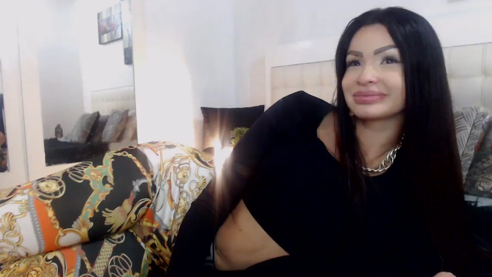 Gallery image thumbnail from Pamelas_'s myfreecams stream on, 12/26/2023, 24:01 image 16 of 20