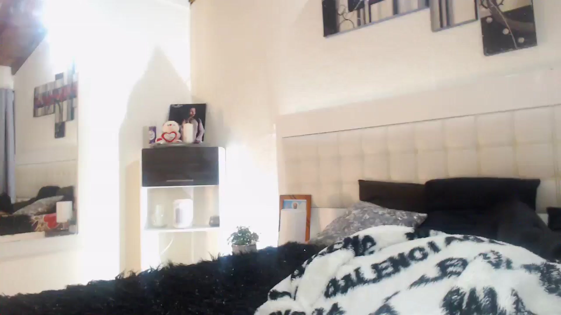 Gallery image thumbnail from Pamelas_'s myfreecams stream on, 12/27/2024, 01:15 image 4 of 20