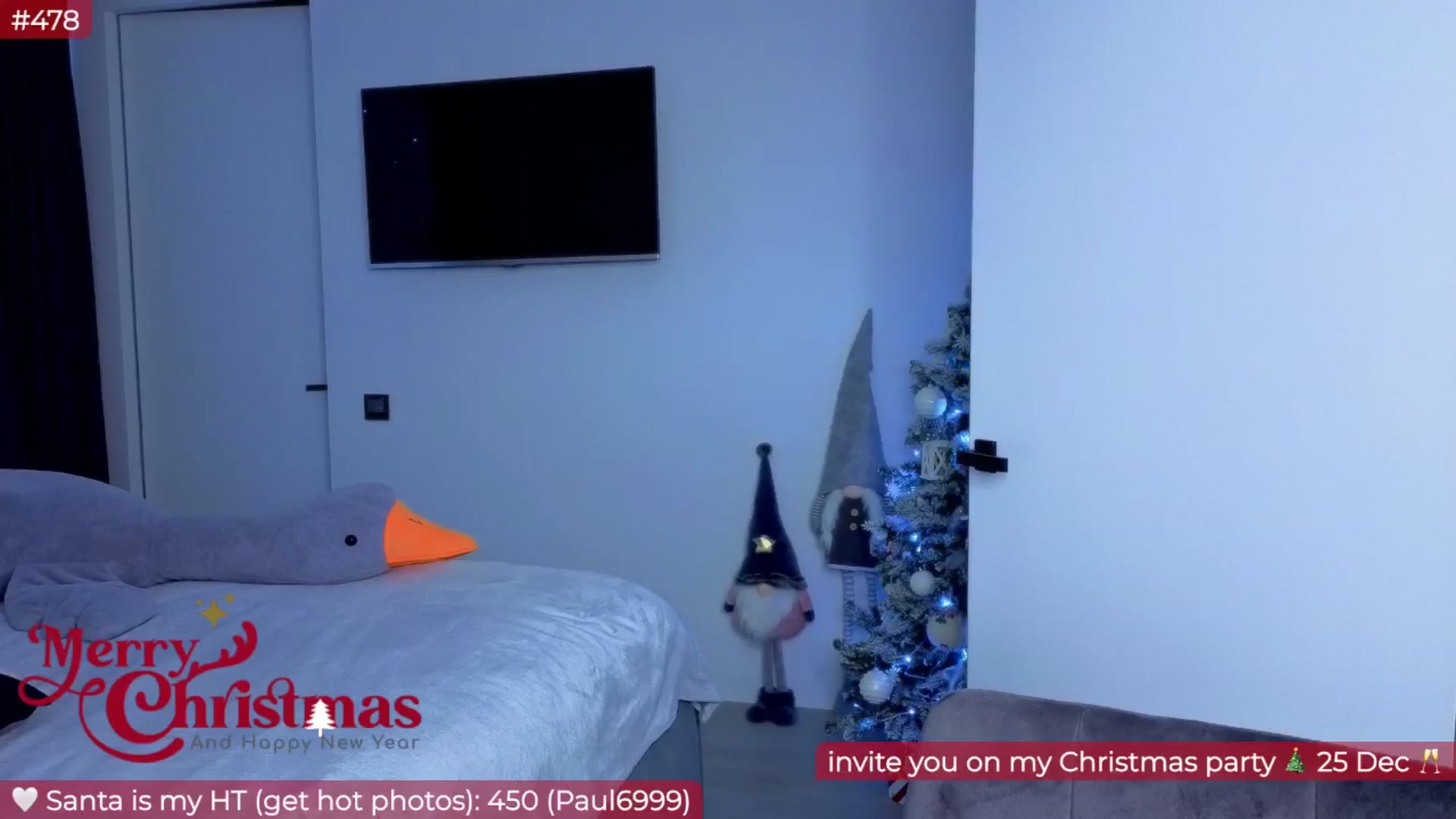 Gallery image thumbnail from Panamera_888's myfreecams stream on, 12/25/2025, 24:25 image 8 of 20