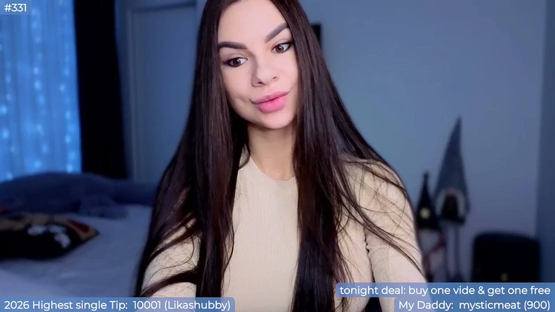 Gallery image thumbnail from Panamera_888's myfreecams stream on, 01/22/2026, 03:16 image 17 of 20