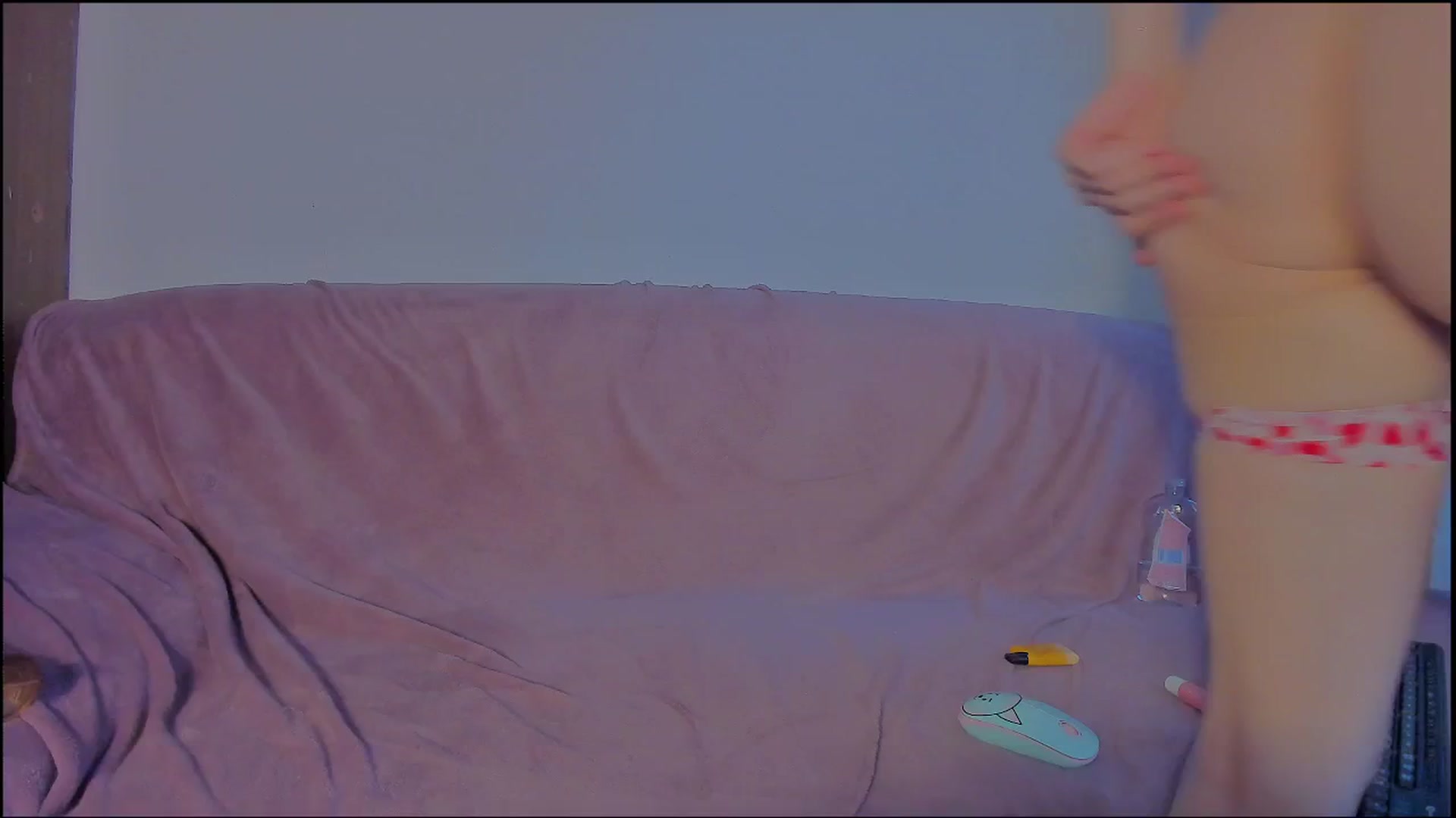 Gallery image thumbnail from PandaLizz's myfreecams stream on, 04/26/2026, 16:31 image 8 of 20