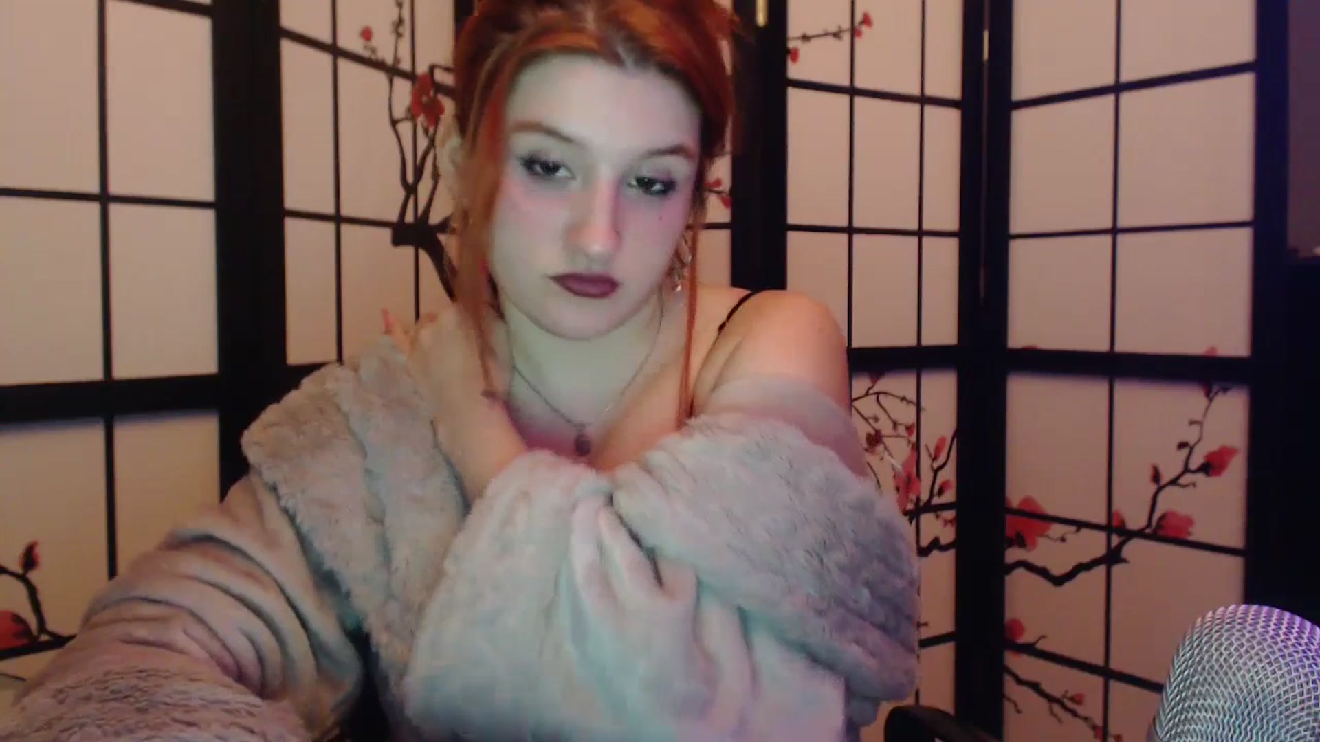 Gallery image thumbnail from Panda_xo's myfreecams stream on, 07/21/2023, 07:25 image 5 of 20