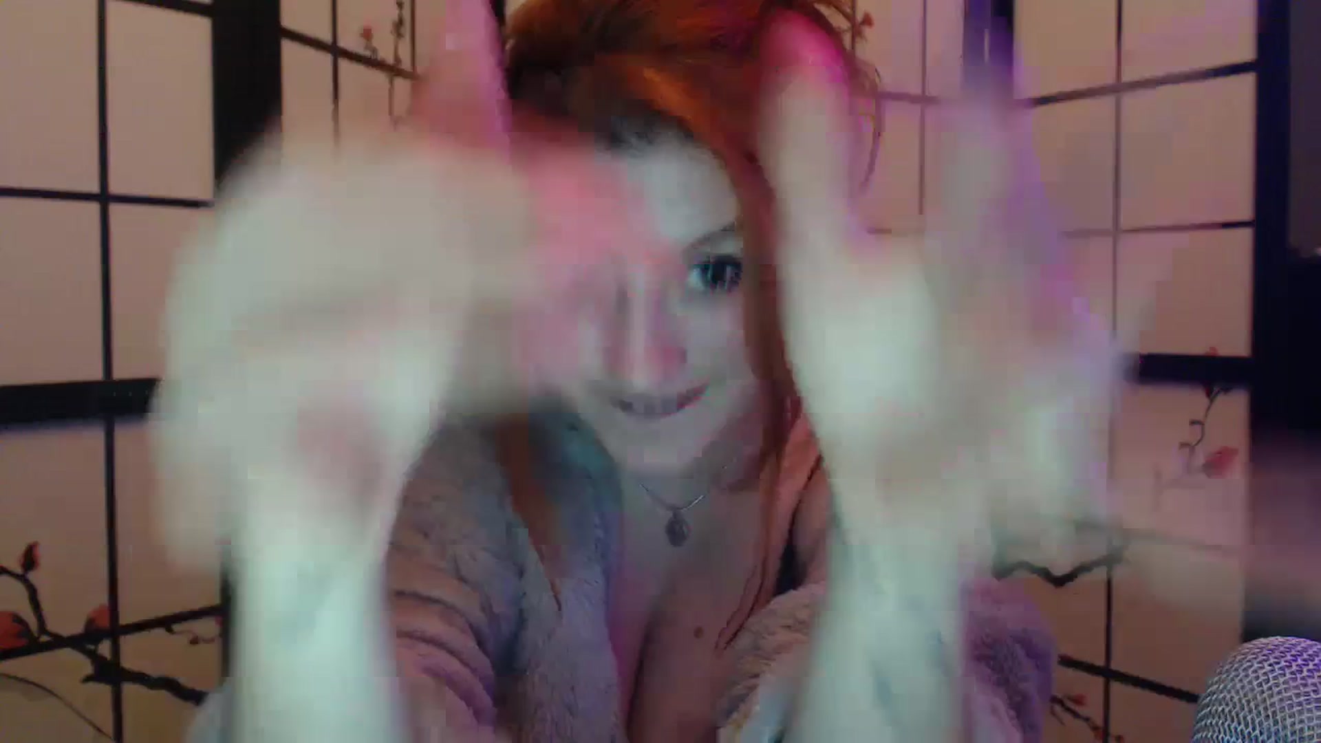 Gallery image thumbnail from Panda_xo's myfreecams stream on, 07/21/2023, 07:25 image 3 of 20