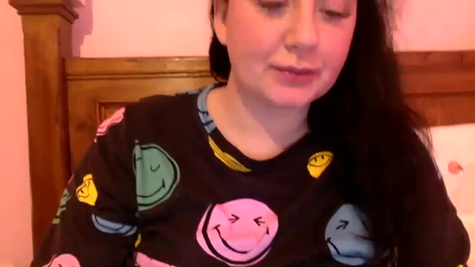 Gallery image thumbnail from Pandabella's myfreecams stream on, 12/03/2022, 03:51 image 3 of 20