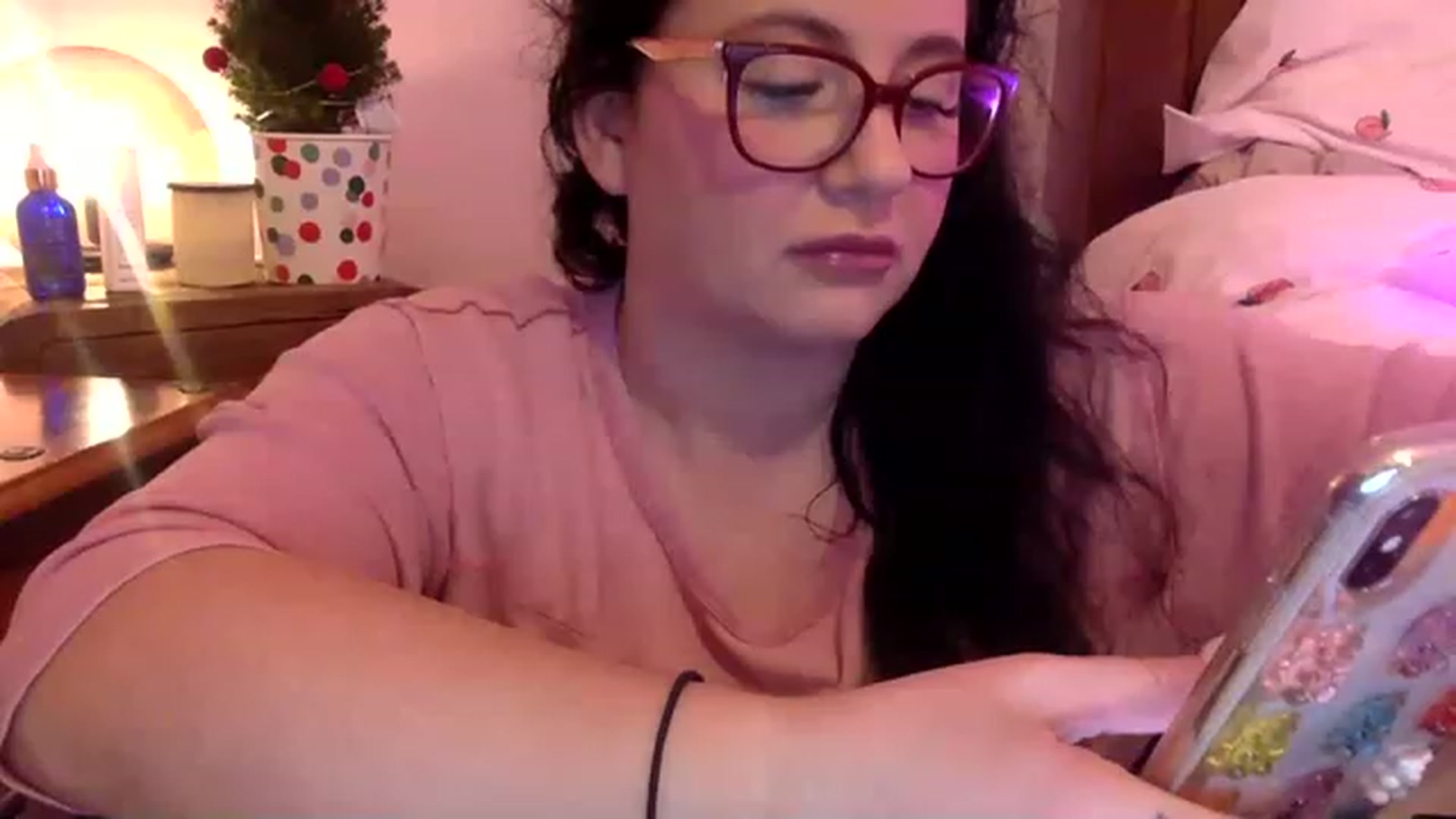 Gallery image thumbnail from Pandabella's myfreecams stream on, 12/03/2022, 22:12 image 9 of 20