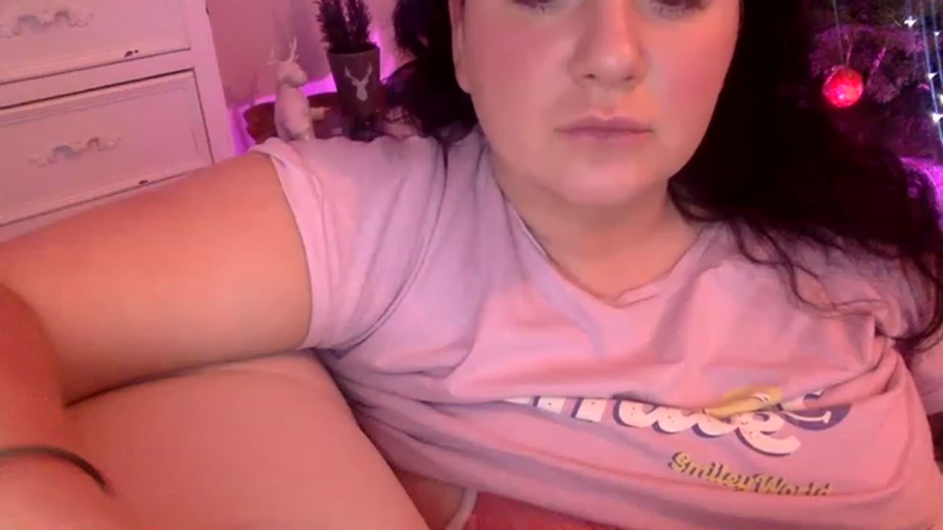 Gallery image thumbnail from Pandabella's myfreecams stream on, 12/19/2022, 09:22 image 20 of 20