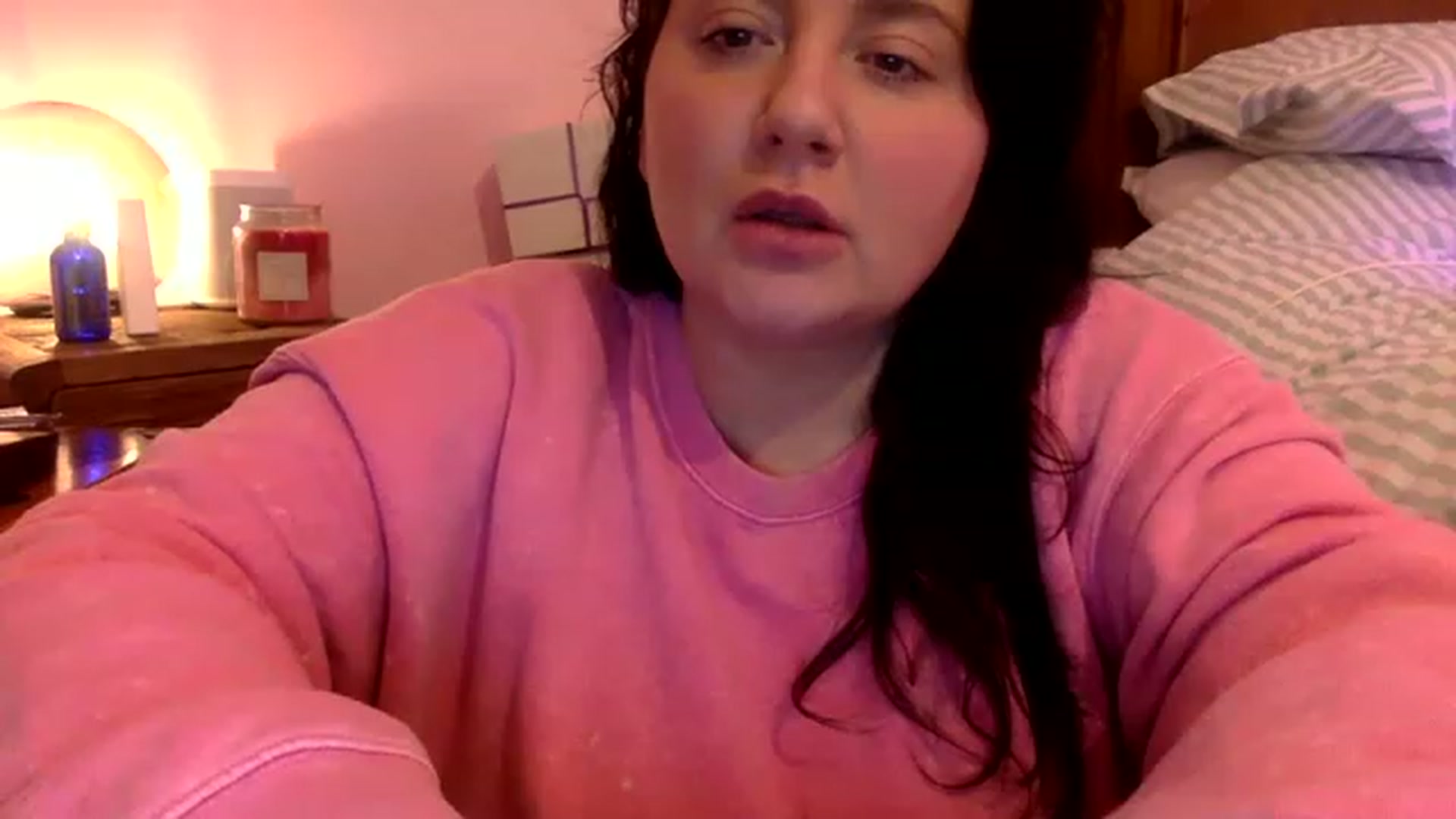 Gallery image thumbnail from Pandabella's myfreecams stream on, 01/17/2023, 23:49 image 8 of 20
