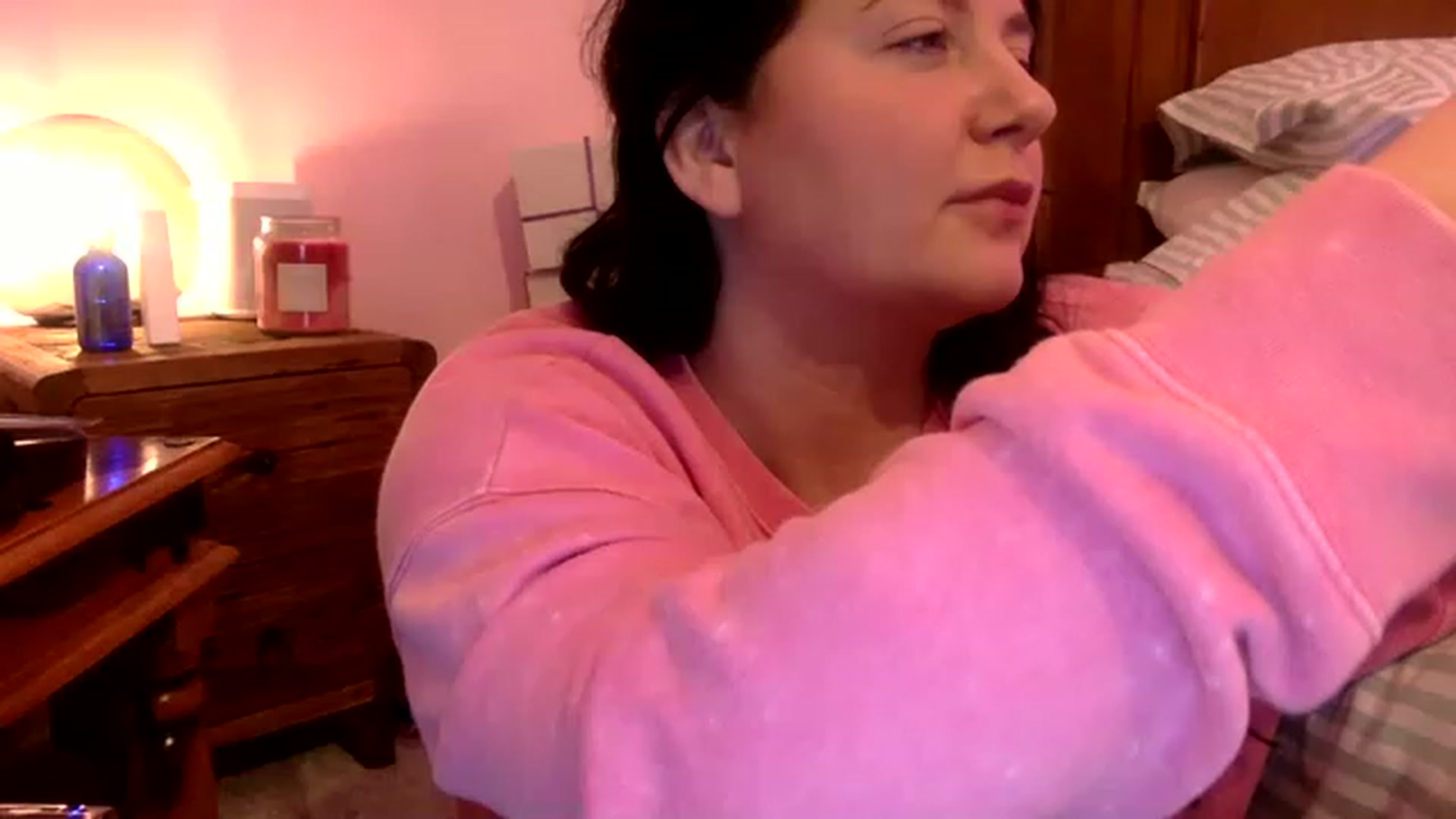 Gallery image thumbnail from Pandabella's myfreecams stream on, 01/17/2023, 23:49 image 20 of 20