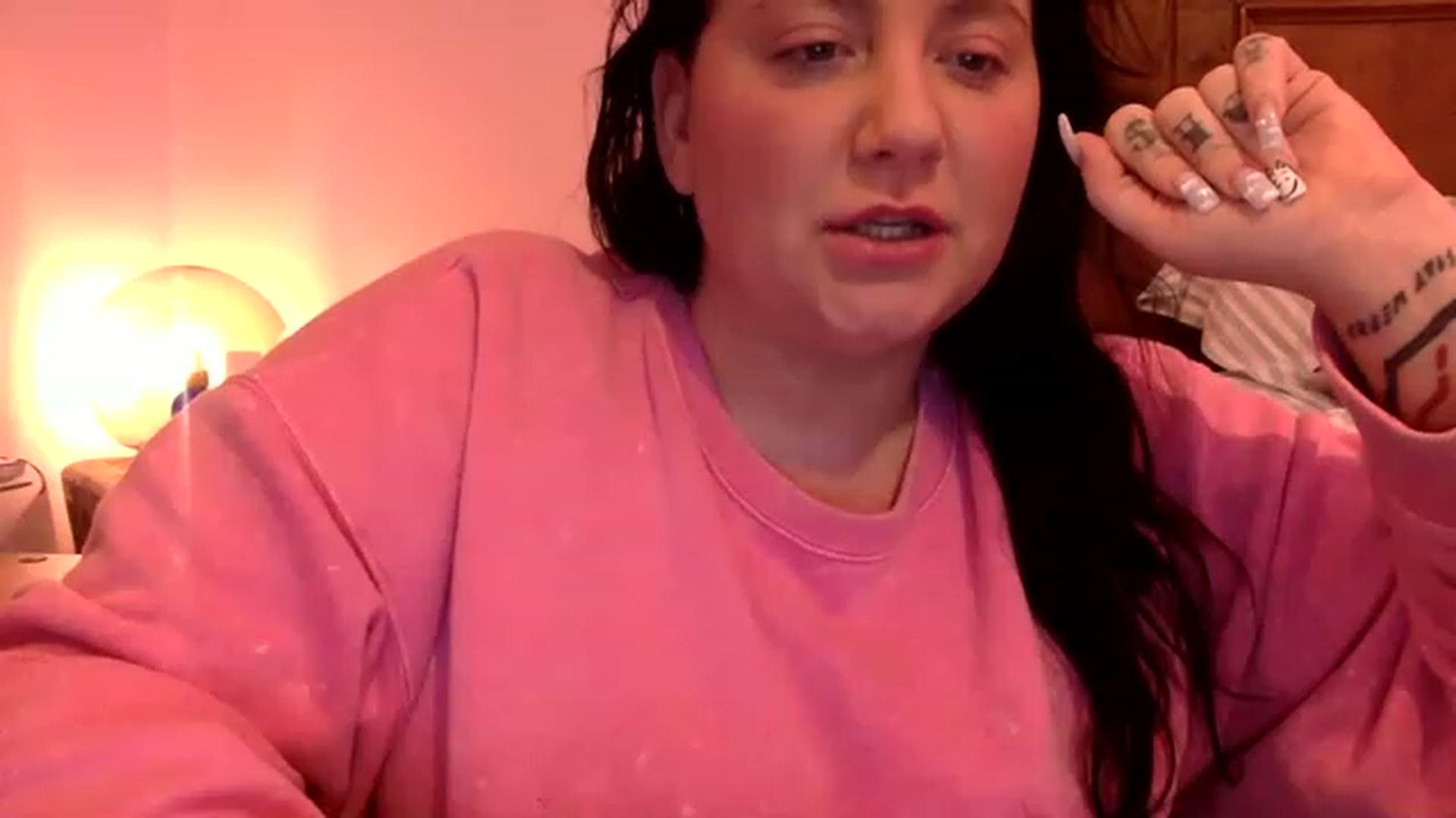 Gallery image thumbnail from Pandabella's myfreecams stream on, 01/19/2023, 24:04 image 20 of 20