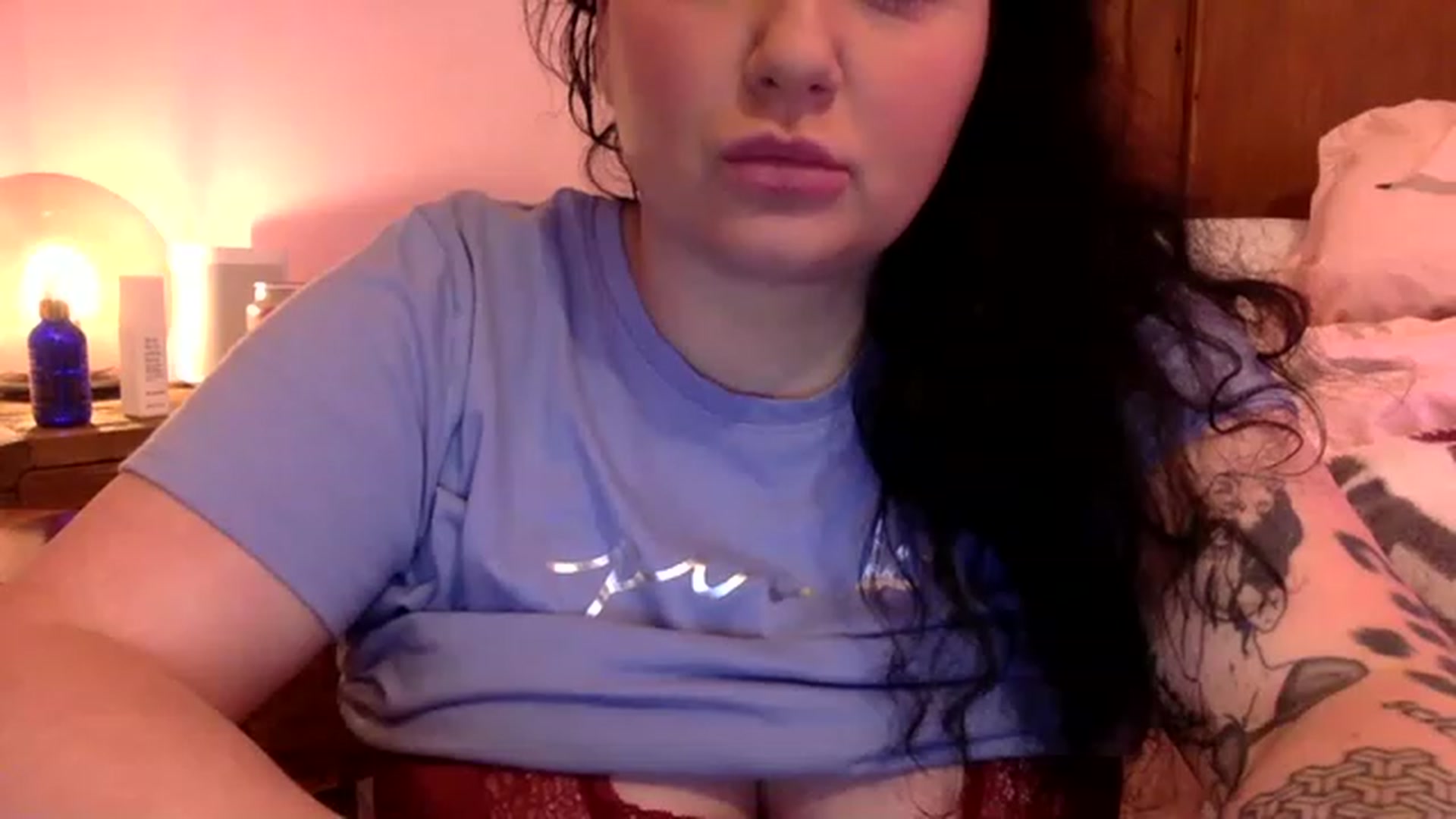 Gallery image thumbnail from Pandabella's myfreecams stream on, 02/02/2023, 04:23 image 10 of 20