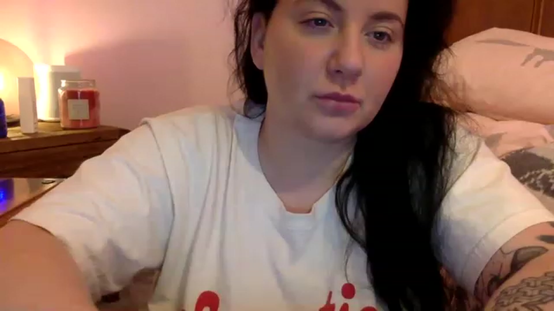 Gallery image thumbnail from Pandabella's myfreecams stream on, 02/04/2023, 07:07 image 2 of 20