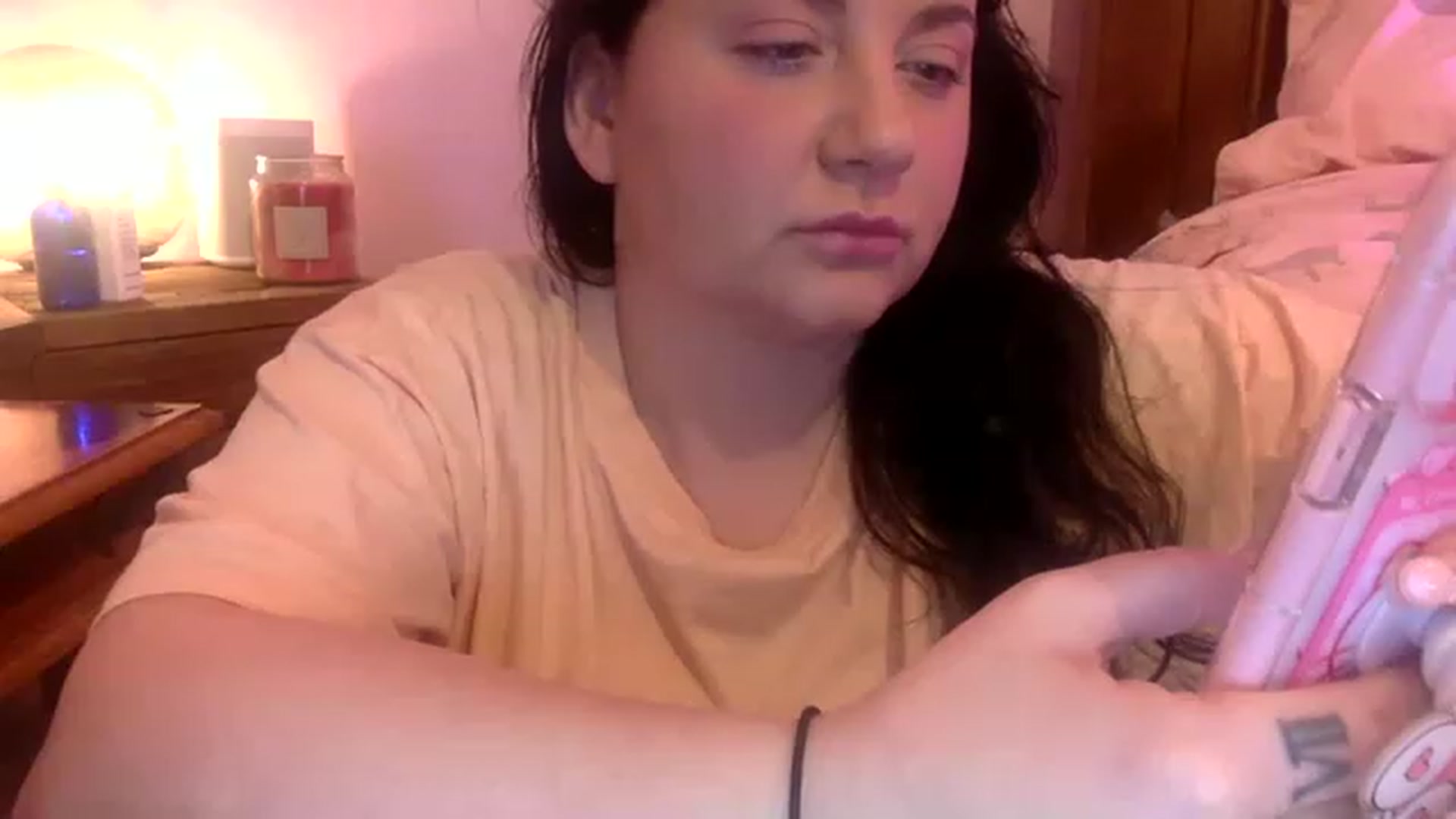 Gallery image thumbnail from Pandabella's myfreecams stream on, 02/11/2023, 13:01 image 9 of 20