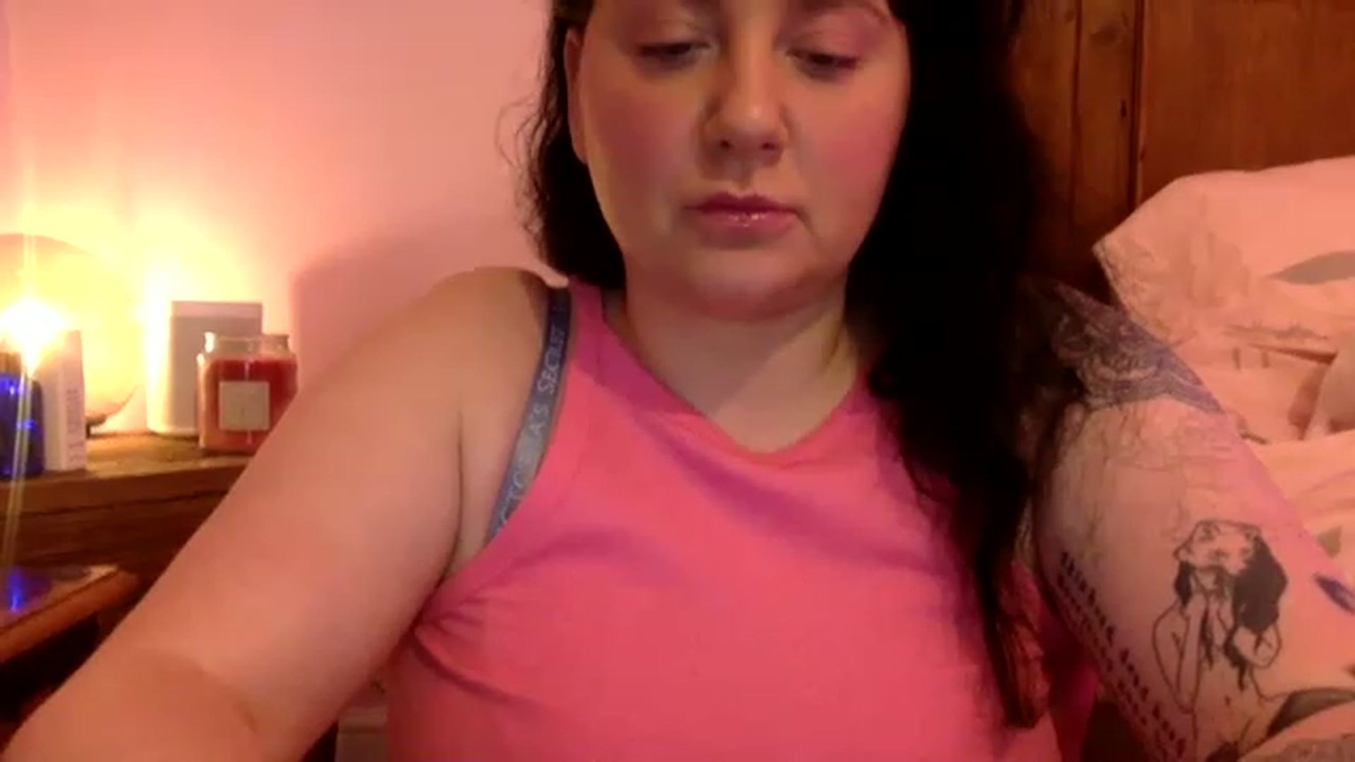 Gallery image thumbnail from Pandabella's myfreecams stream on, 02/12/2023, 14:13 image 16 of 20