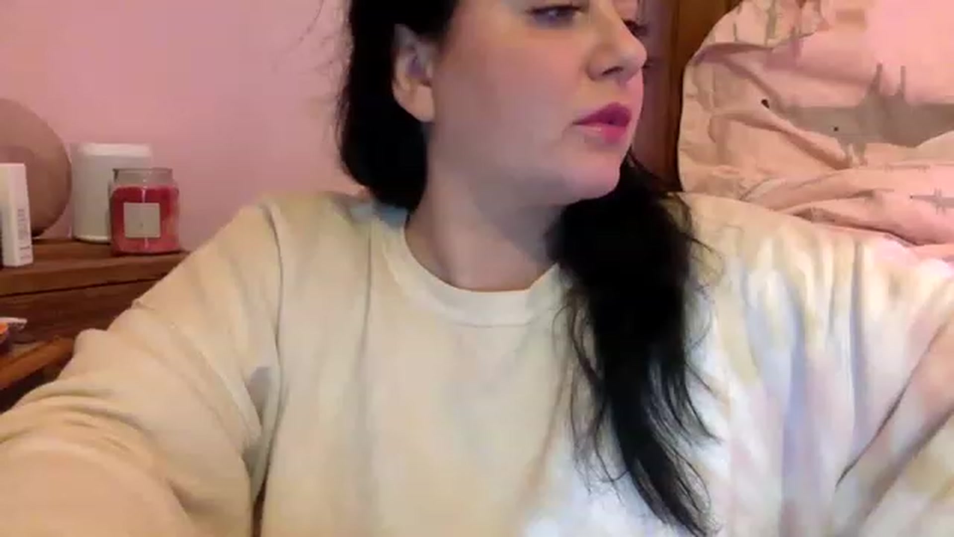 Gallery image thumbnail from Pandabella's myfreecams stream on, 02/17/2023, 22:46 image 1 of 20