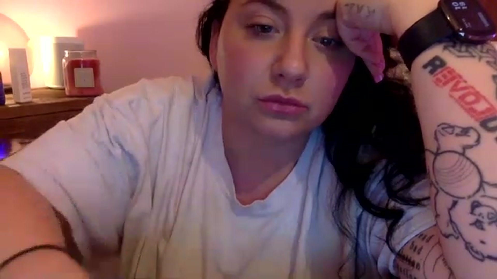 Gallery image thumbnail from Pandabella's myfreecams stream on, 02/25/2023, 22:43 image 10 of 20