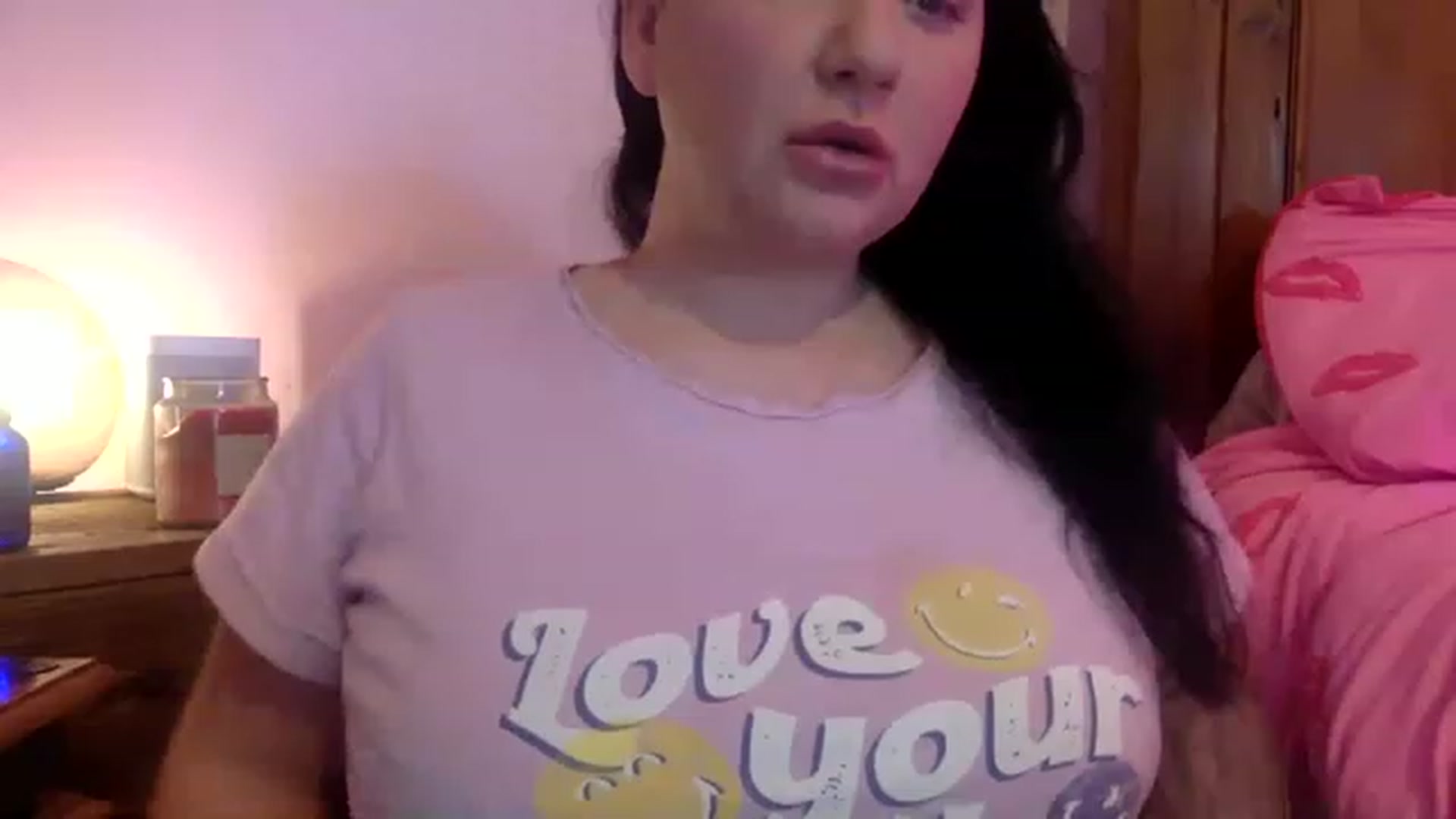 Gallery image thumbnail from Pandabella's myfreecams stream on, 03/12/2023, 13:55 image 3 of 20