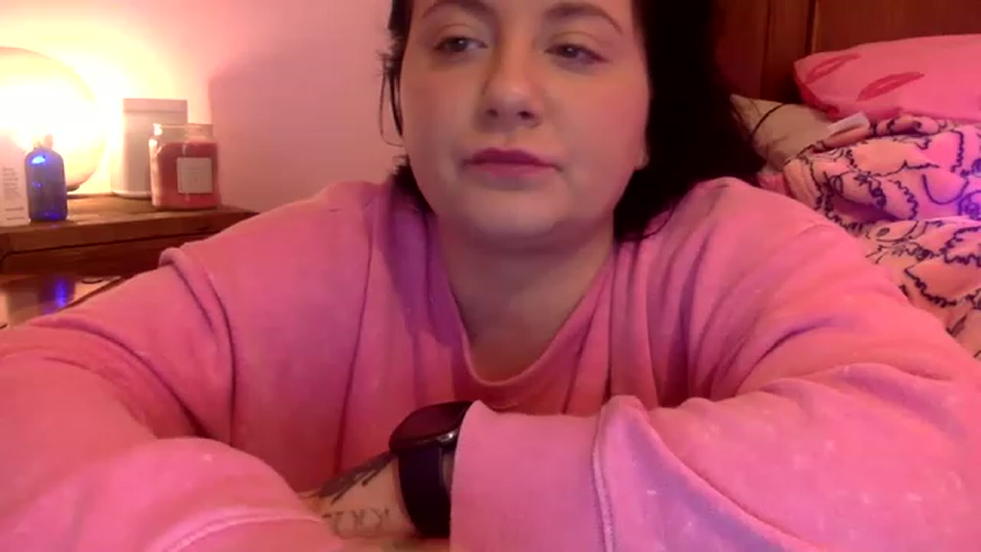 Gallery image thumbnail from Pandabella's myfreecams stream on, 03/16/2023, 12:42 image 16 of 20