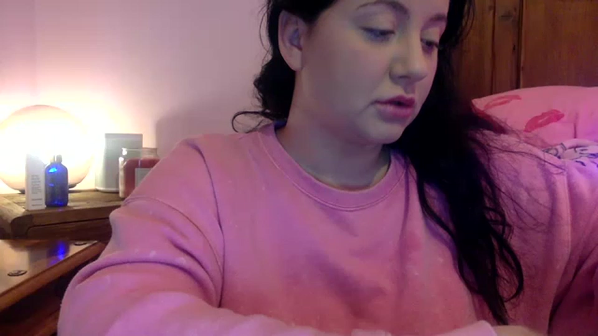 Gallery image thumbnail from Pandabella's myfreecams stream on, 03/16/2023, 12:42 image 1 of 20
