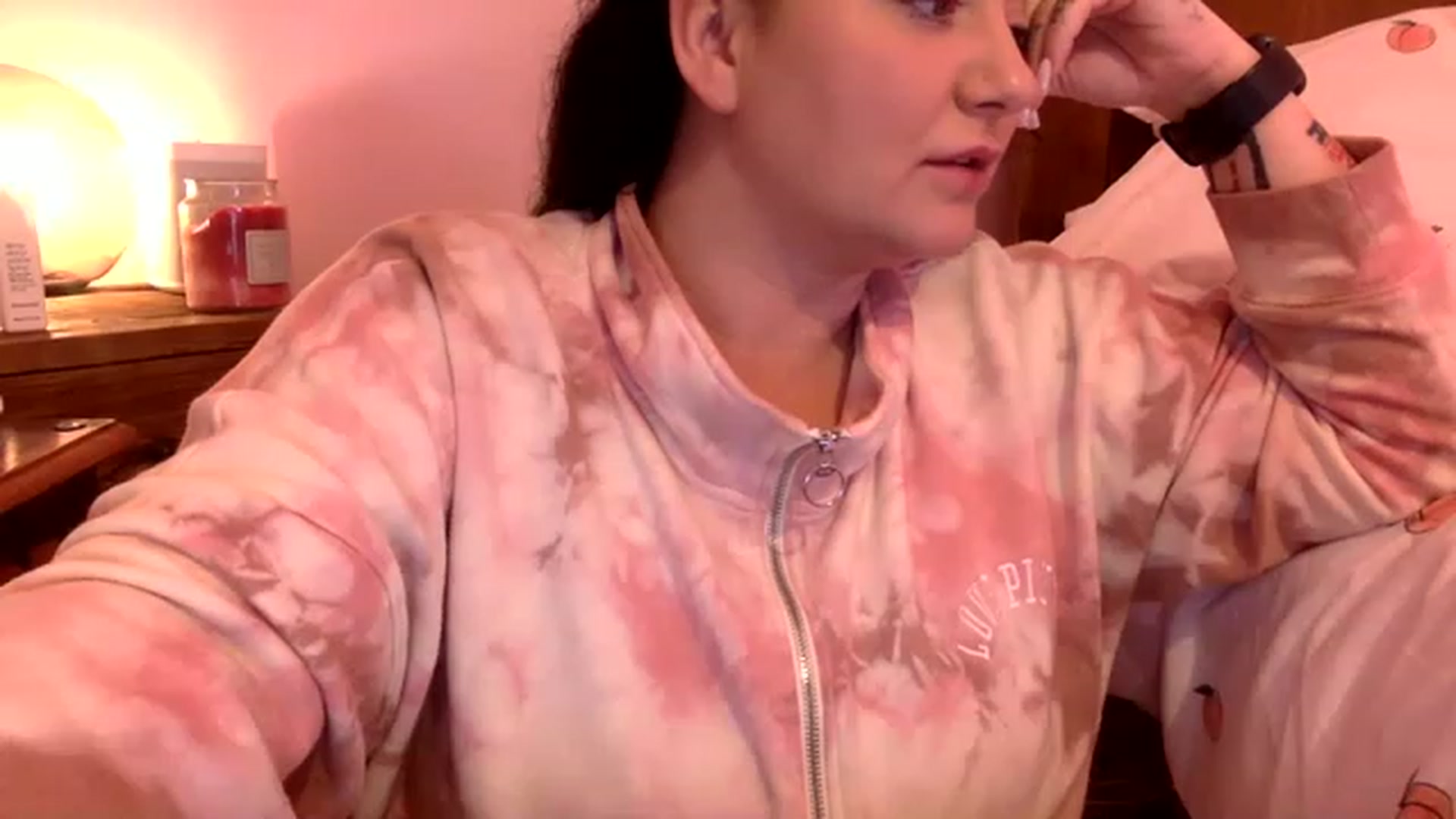 Gallery image thumbnail from Pandabella's myfreecams stream on, 03/20/2023, 13:34 image 8 of 20
