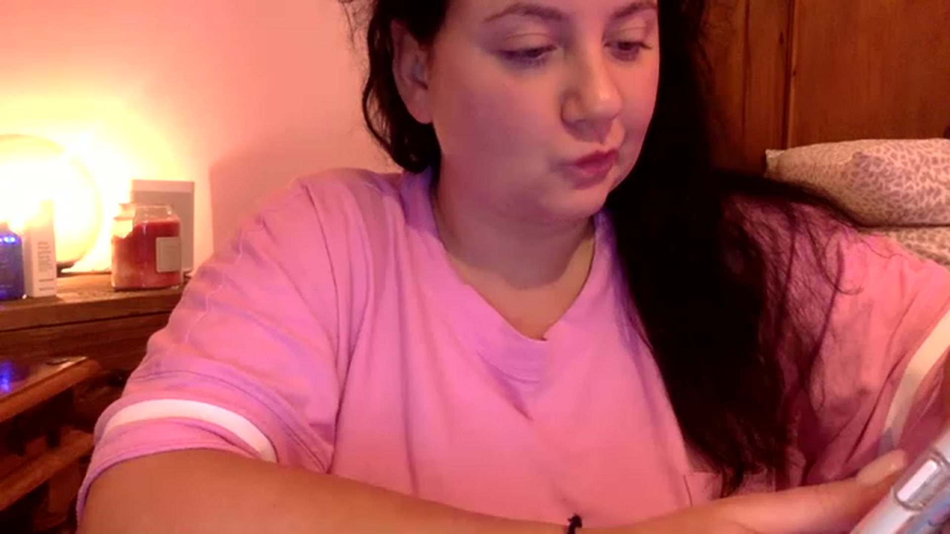 Gallery image thumbnail from Pandabella's myfreecams stream on, 03/29/2023, 24:00 image 8 of 20