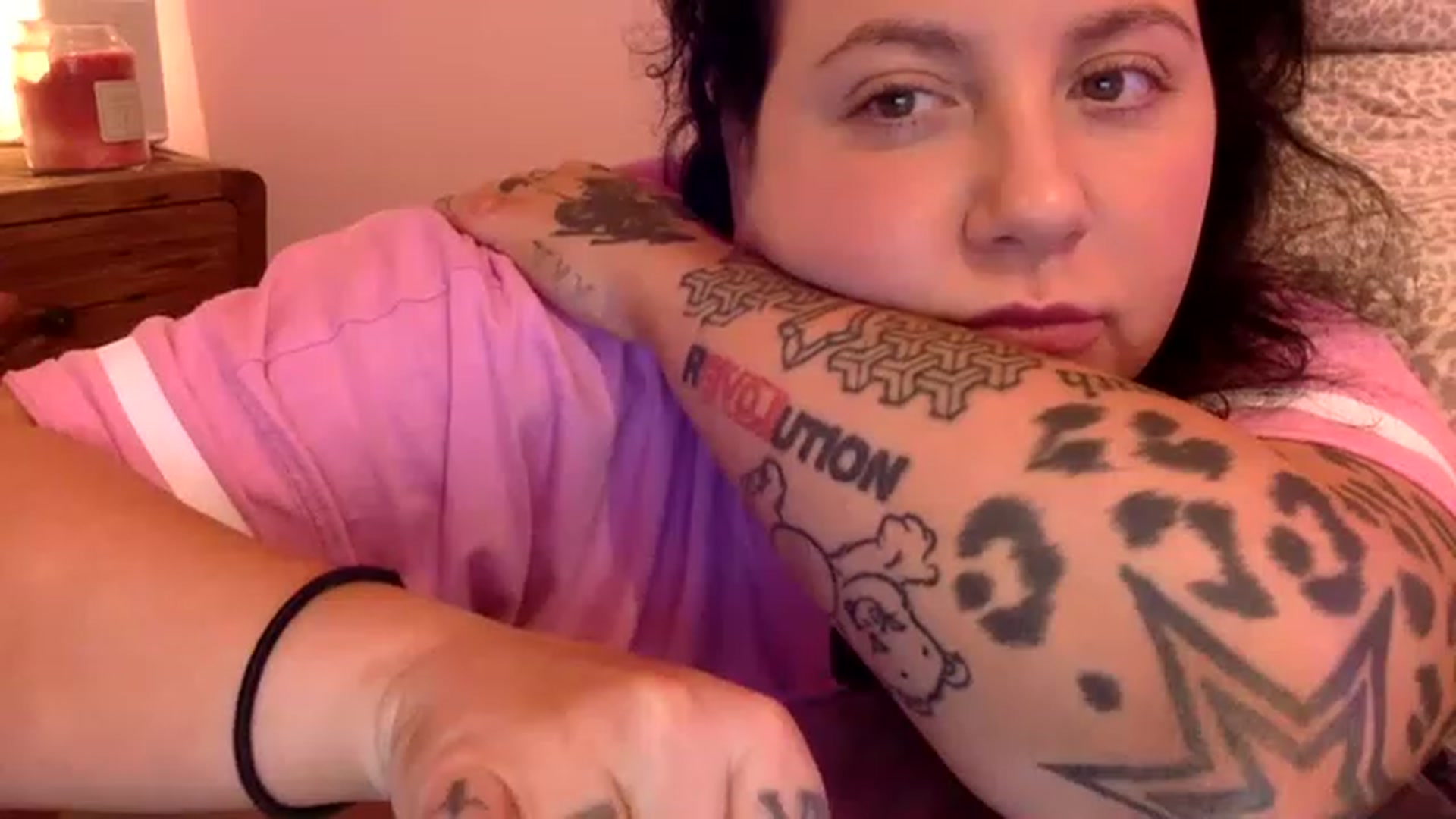 Gallery image thumbnail from Pandabella's myfreecams stream on, 03/29/2023, 24:00 image 5 of 20
