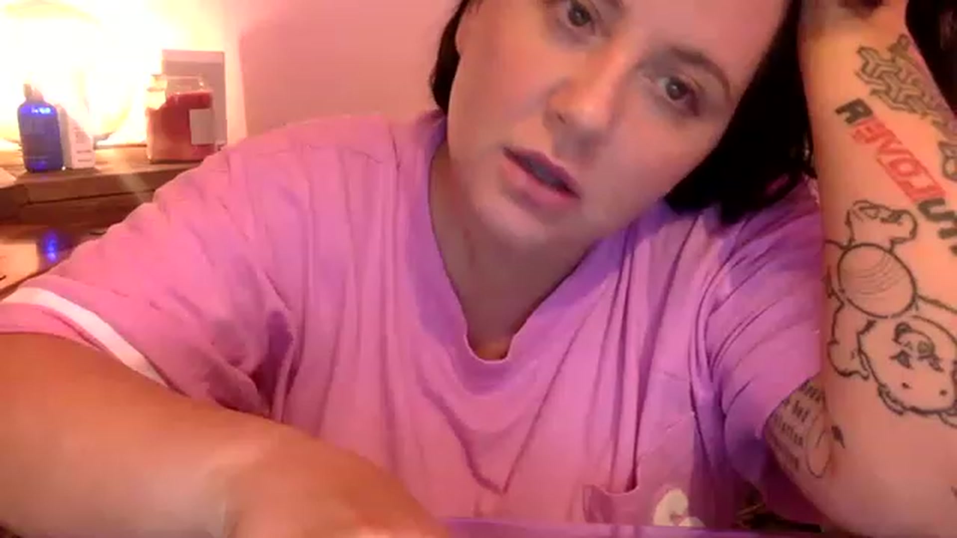 Gallery image thumbnail from Pandabella's myfreecams stream on, 03/29/2023, 24:00 image 17 of 20
