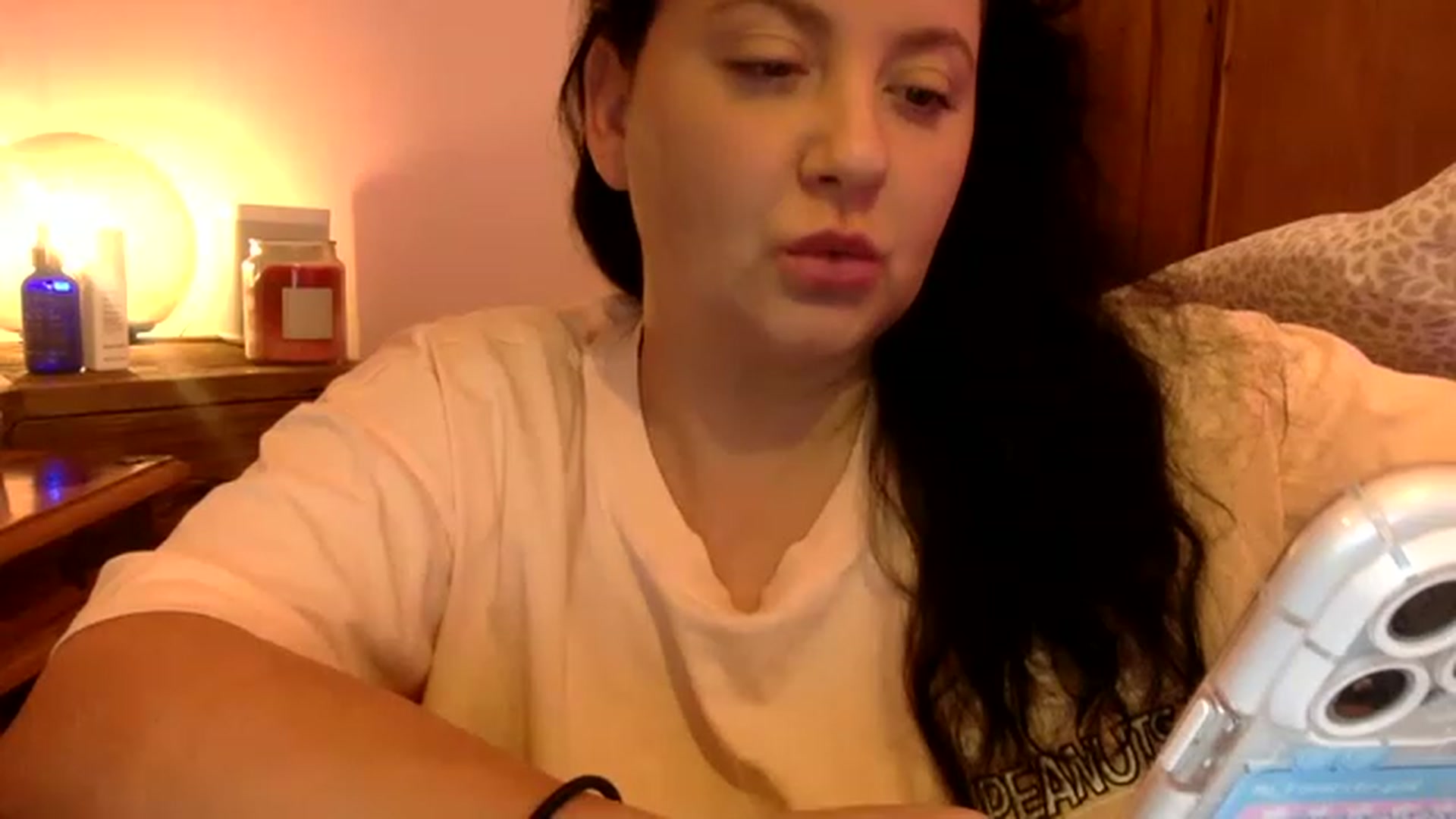 Gallery image thumbnail from Pandabella's myfreecams stream on, 03/29/2023, 23:52 image 8 of 20