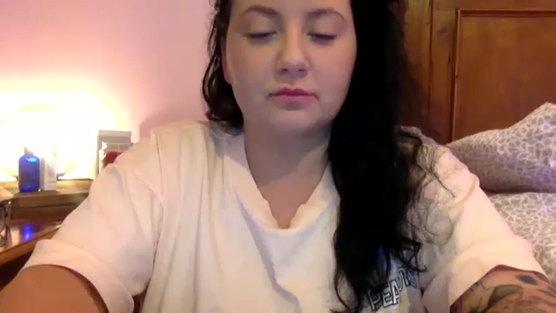 Gallery image thumbnail from Pandabella's myfreecams stream on, 03/29/2023, 23:52 image 4 of 20