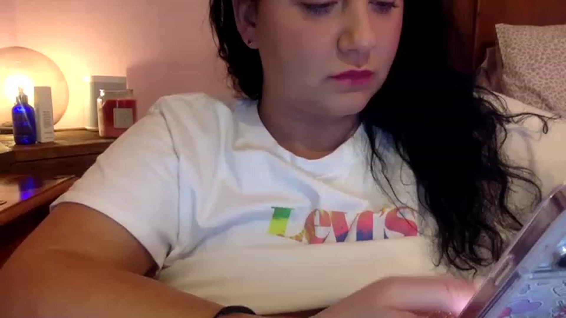 Gallery image thumbnail from Pandabella's myfreecams stream on, 04/05/2023, 23:07 image 14 of 20