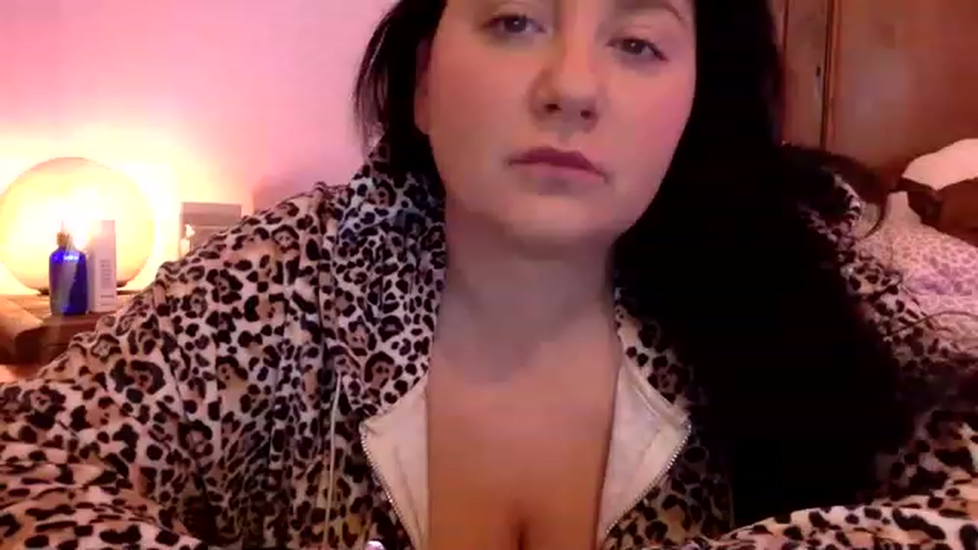 Gallery image thumbnail from Pandabella's myfreecams stream on, 04/07/2023, 12:35 image 10 of 20