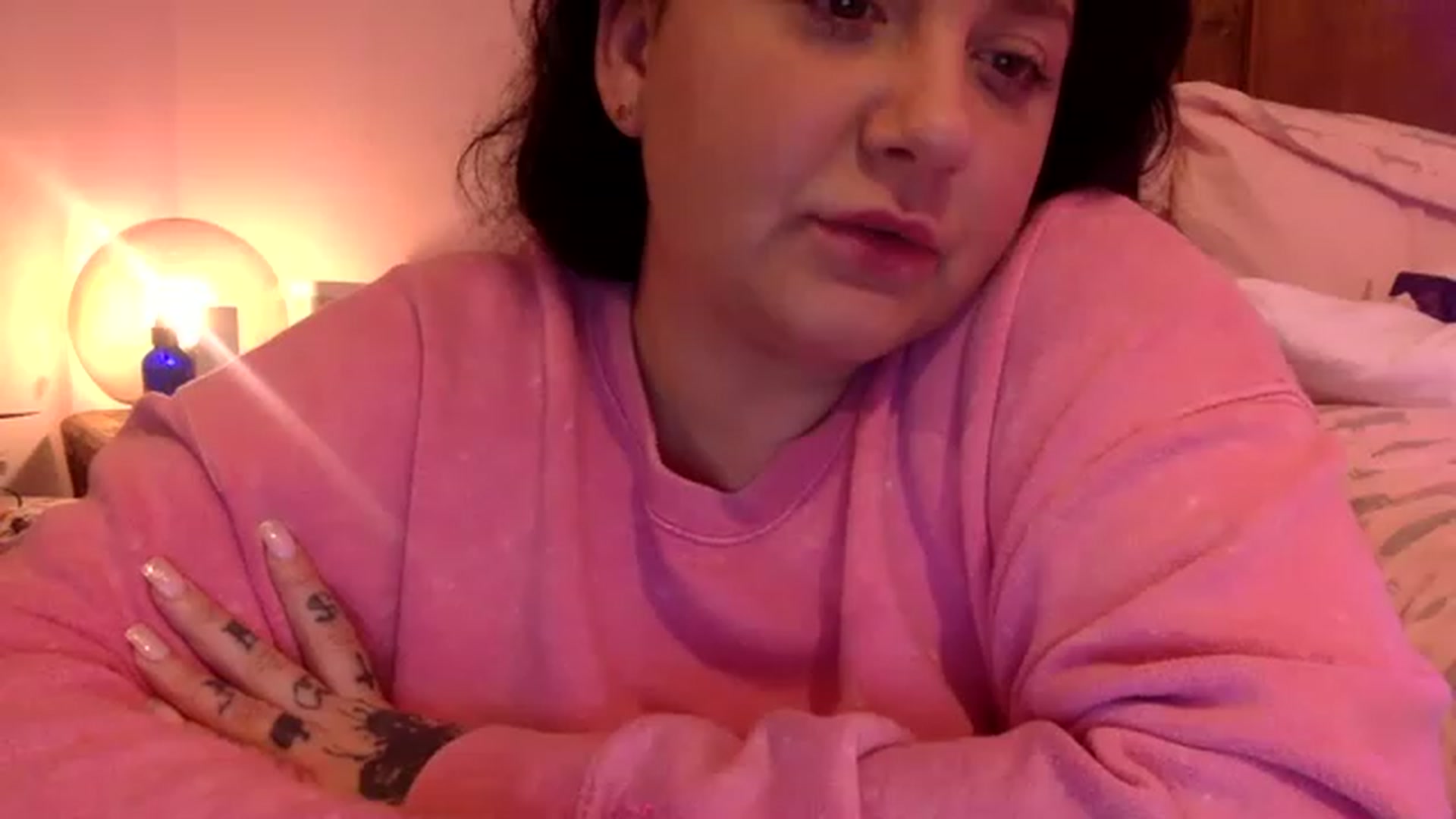 Gallery image thumbnail from Pandabella's myfreecams stream on, 04/21/2023, 22:23 image 5 of 20