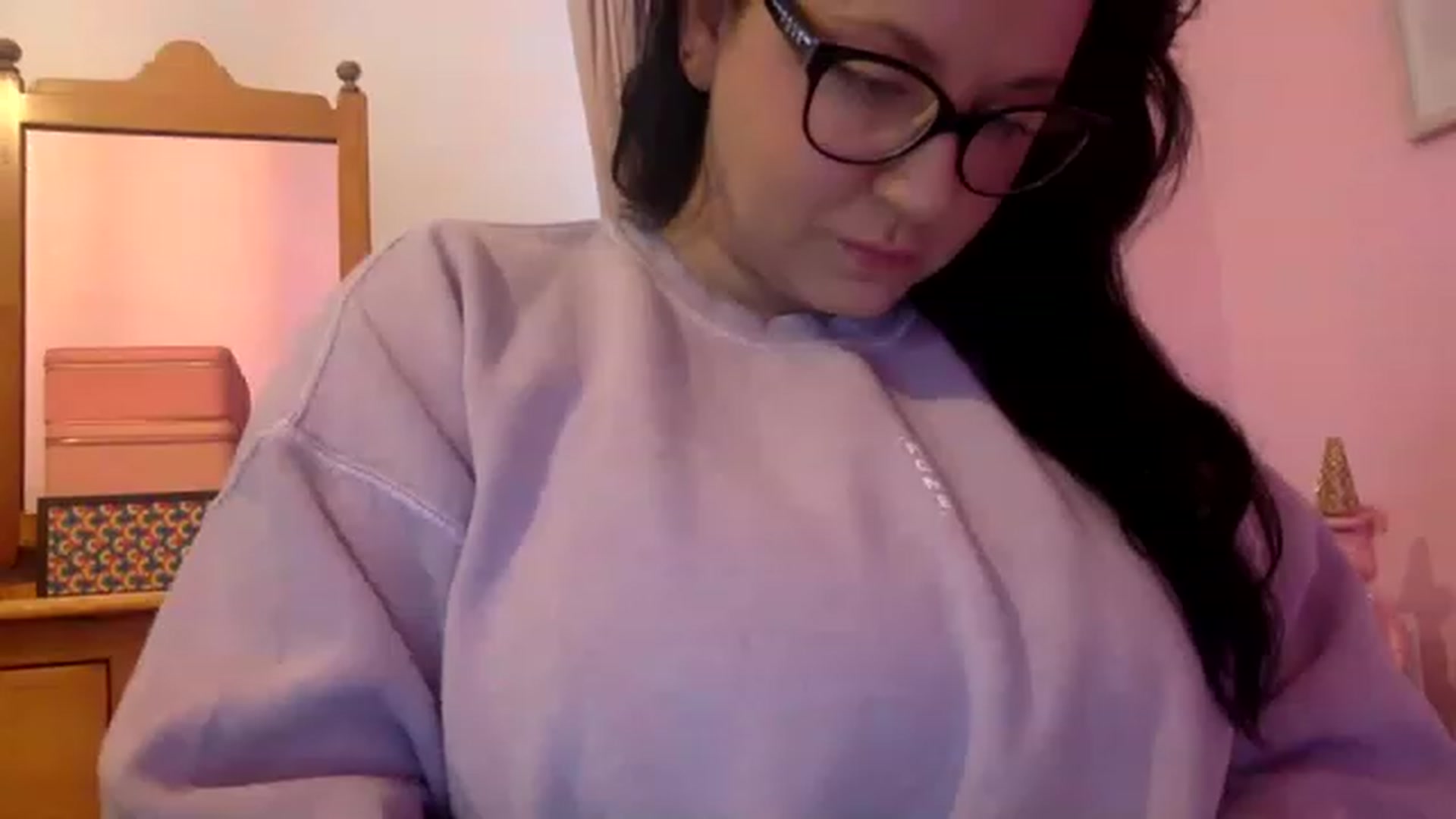 Gallery image thumbnail from Pandabella's myfreecams stream on, 05/19/2023, 10:56 image 16 of 20