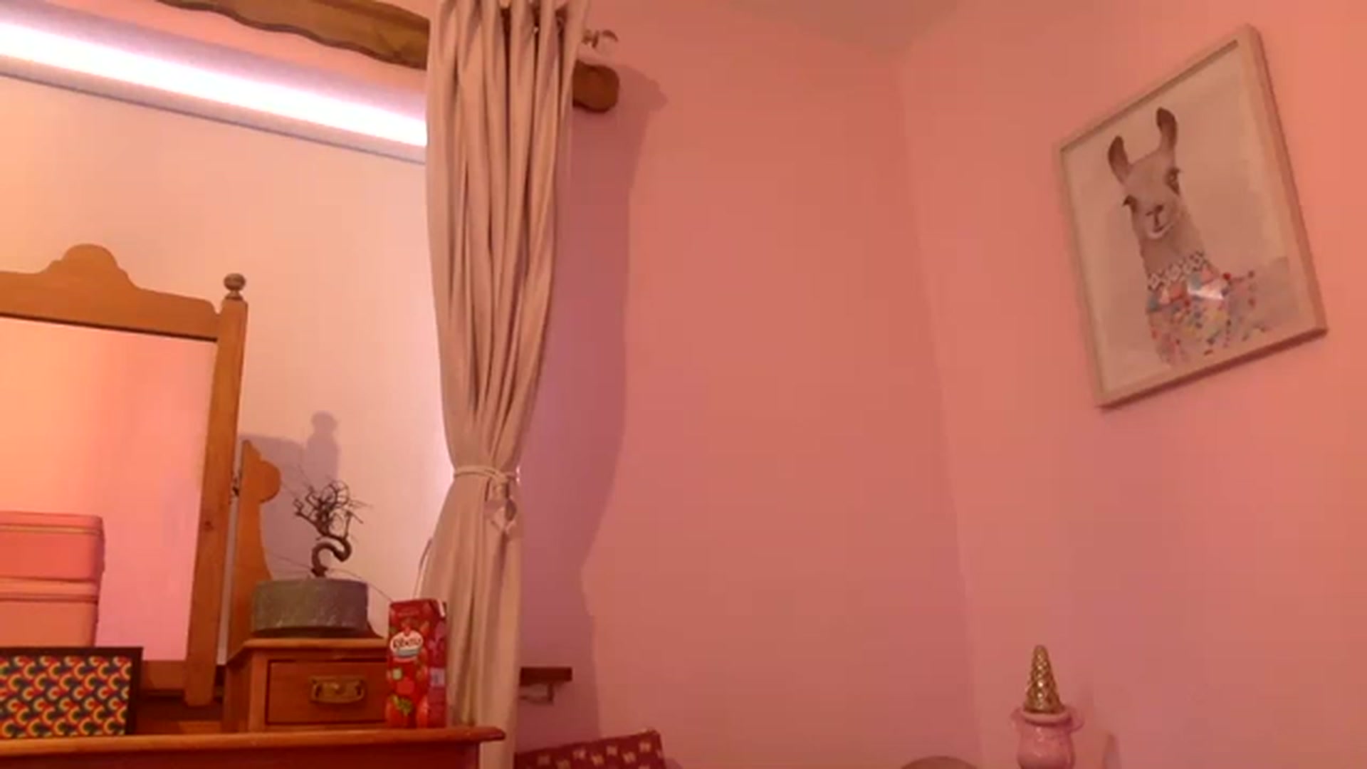 Gallery image thumbnail from Pandabella's myfreecams stream on, 05/19/2023, 10:56 image 13 of 20