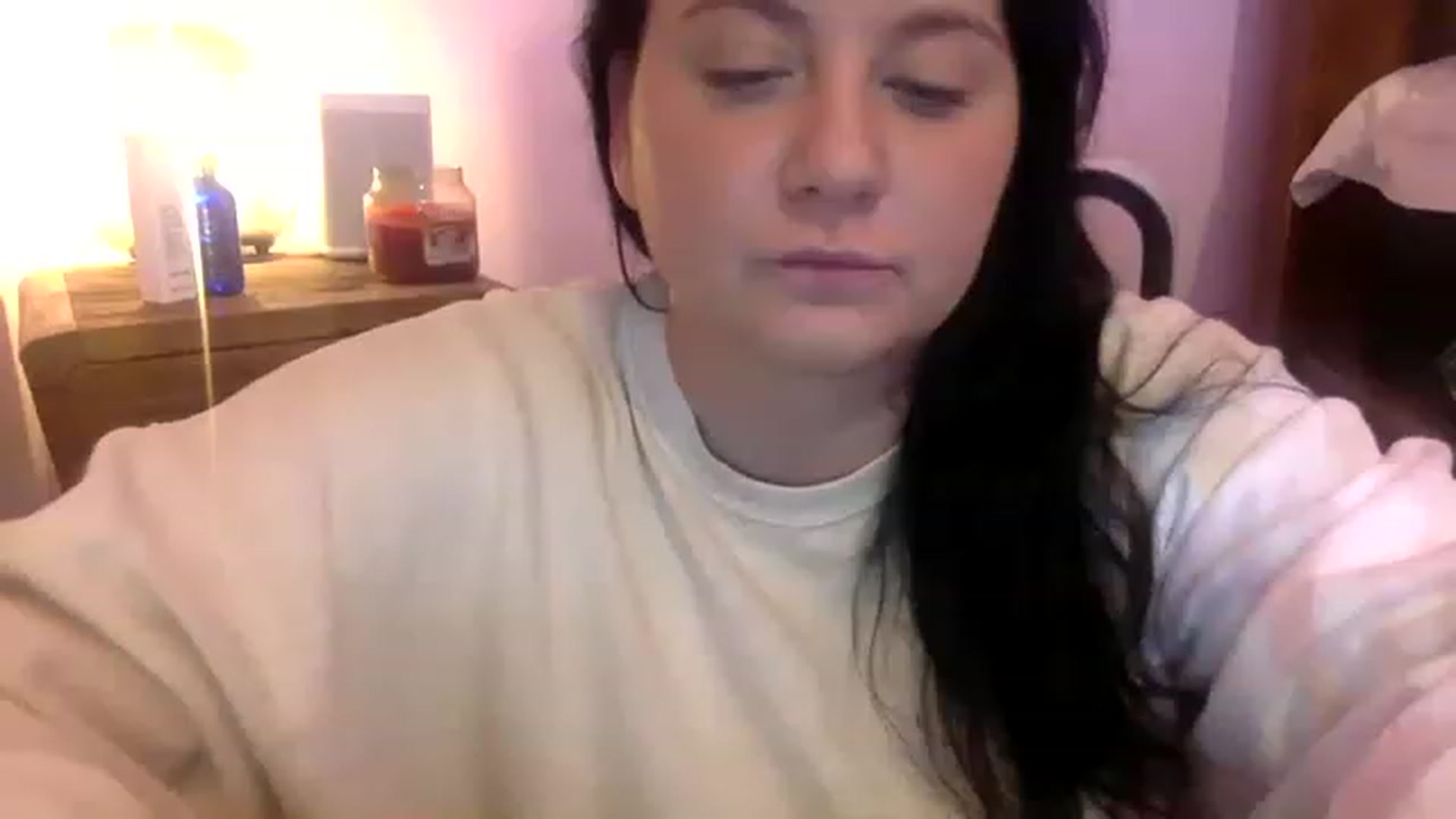 Gallery image thumbnail from Pandabella's myfreecams stream on, 08/09/2023, 23:28 image 18 of 20