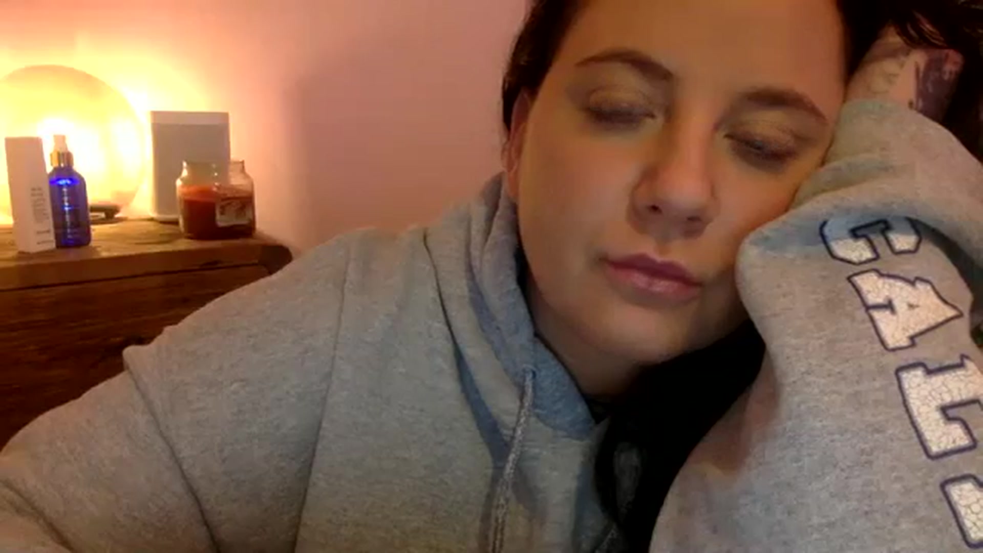 Gallery image thumbnail from Pandabella's myfreecams stream on, 08/11/2023, 22:59 image 2 of 20