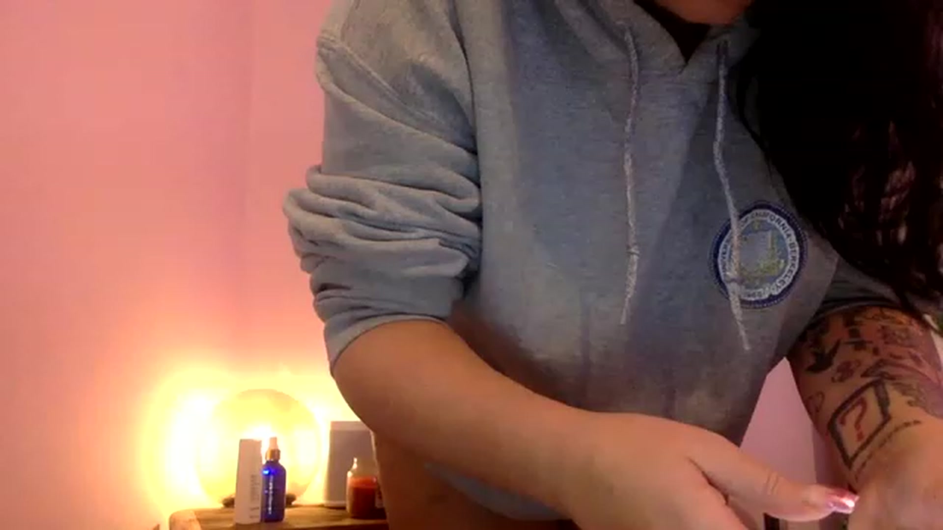 Gallery image thumbnail from Pandabella's myfreecams stream on, 08/12/2023, 14:53 image 13 of 20