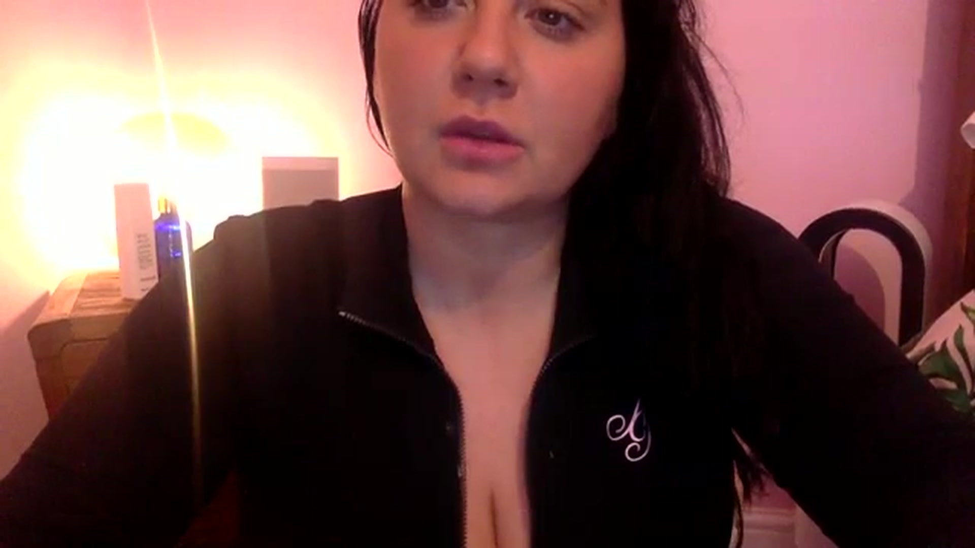 Gallery image thumbnail from Pandabella's myfreecams stream on, 08/12/2023, 22:41 image 18 of 20